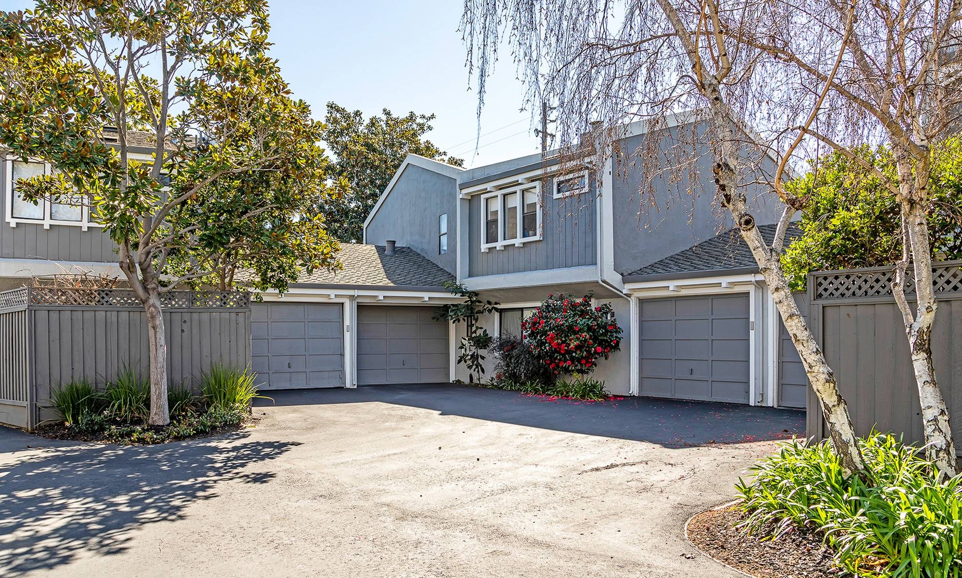 2 3 Bed Apartments Check Availability 300 Granada