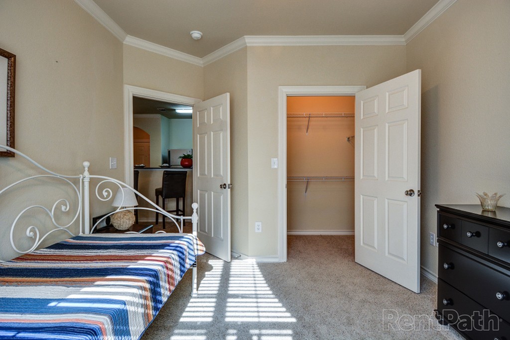 Walk-In Closets