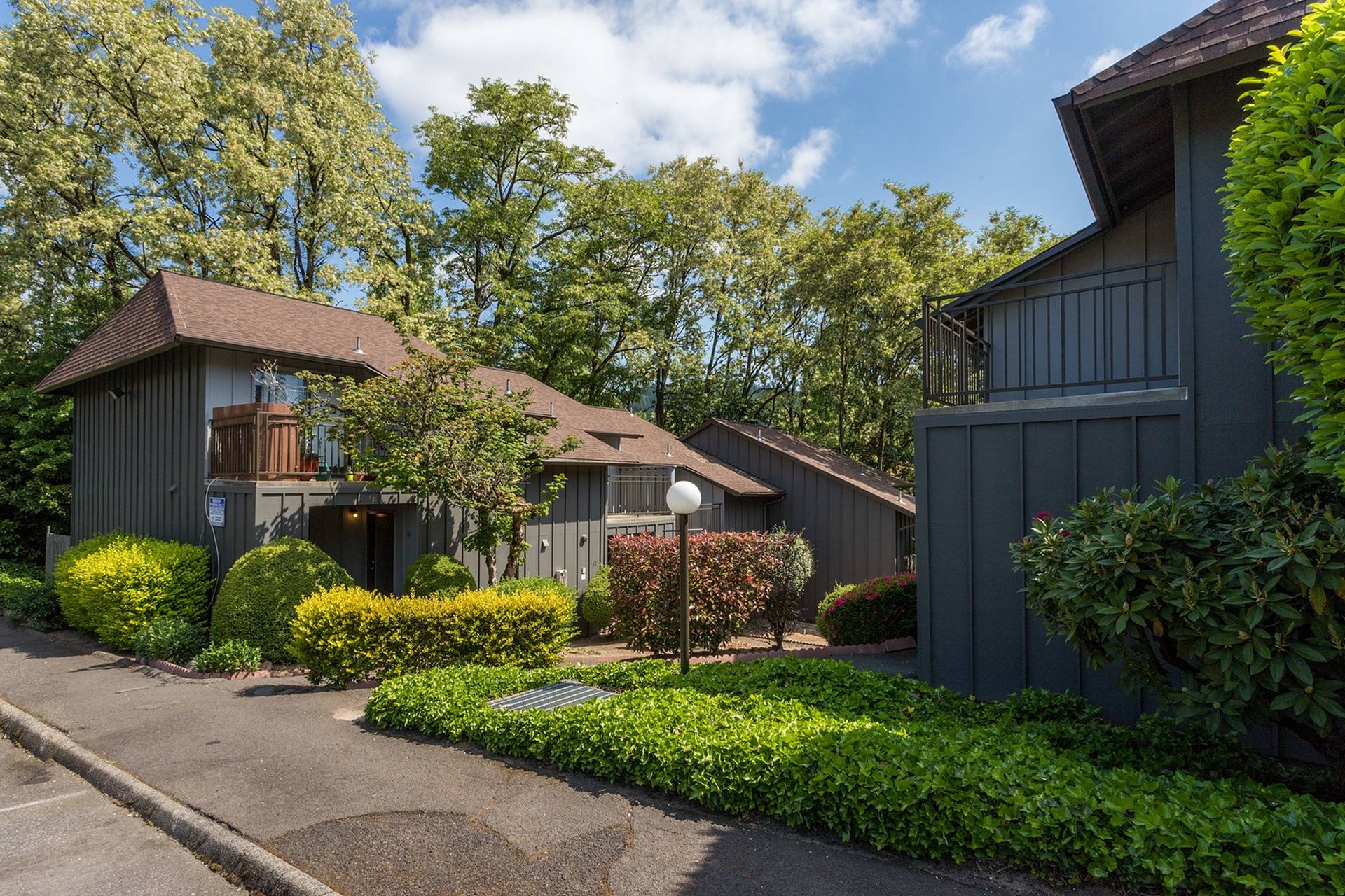 Century Apartments Apartments In Portland, OR