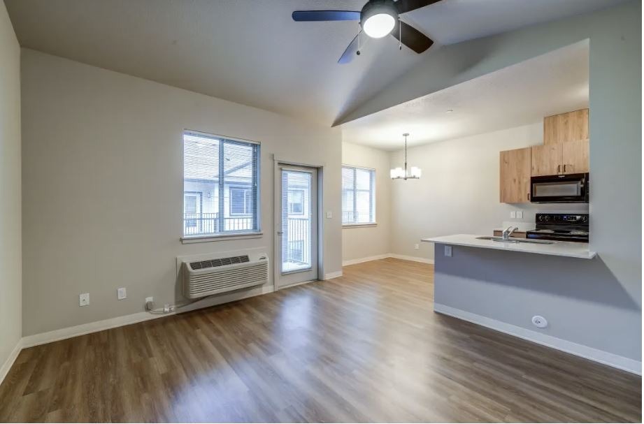 View Photos Woodburn Place Apartment Homes