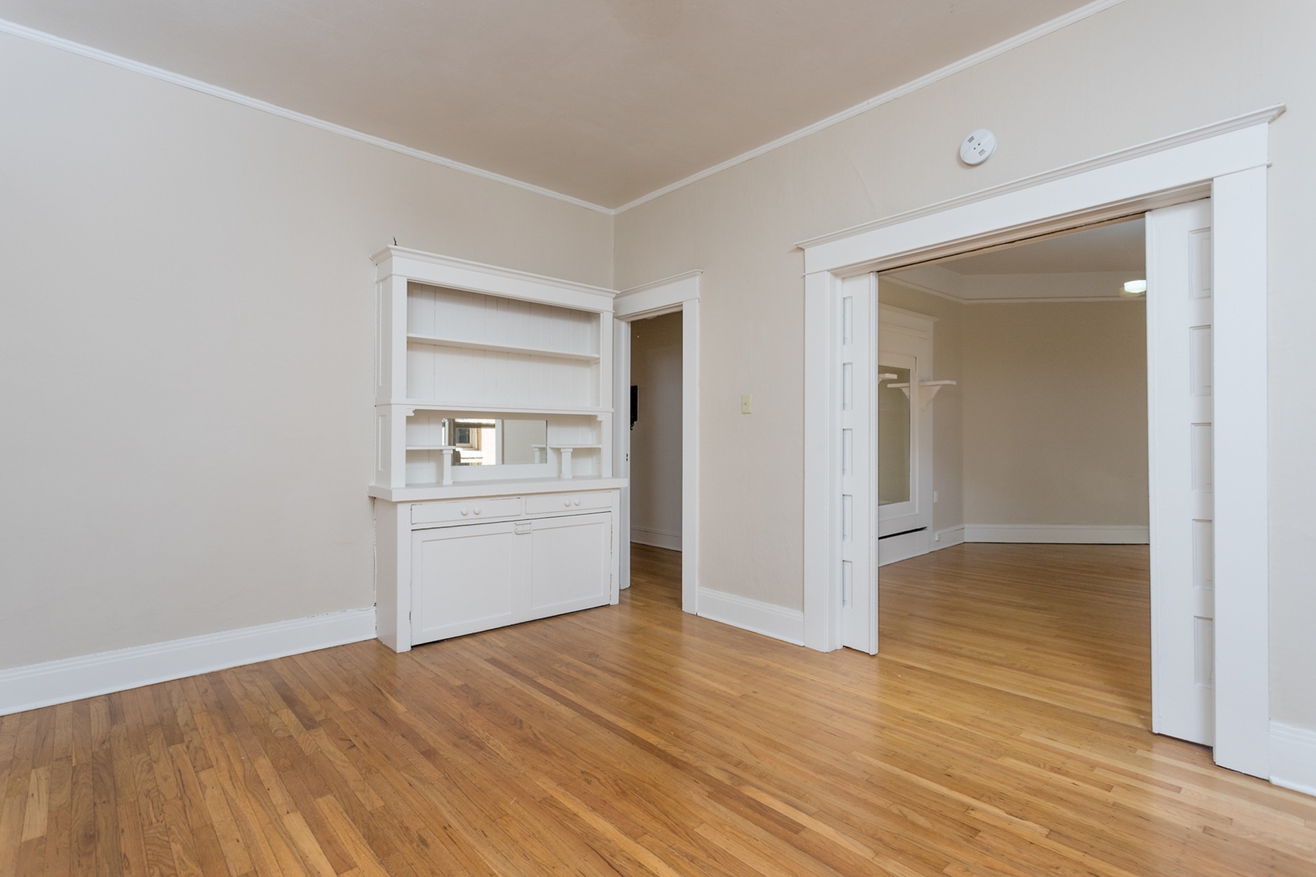 View Photos Kingsbury Apartments