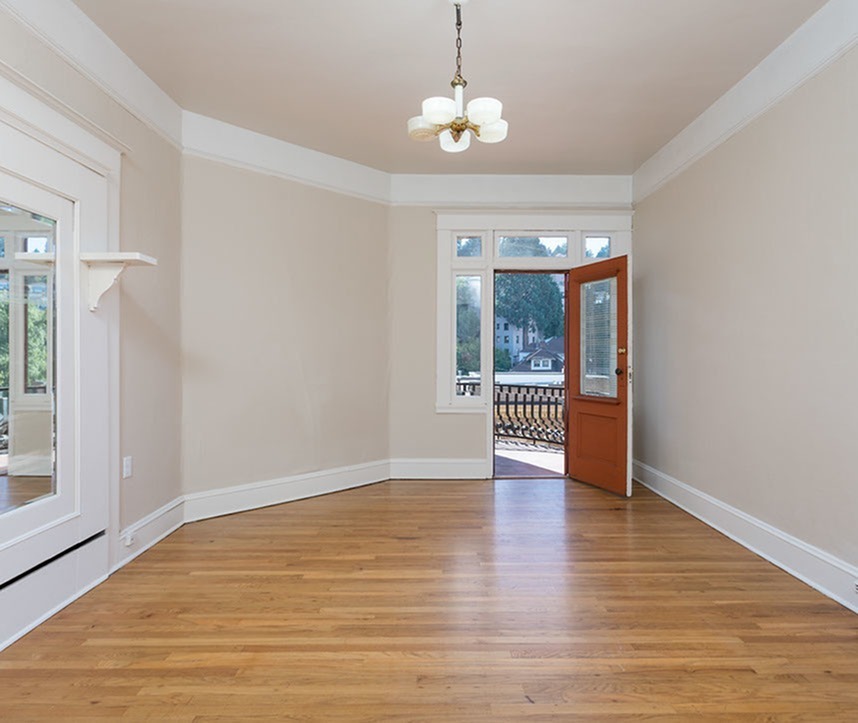 View Photos Kingsbury Apartments