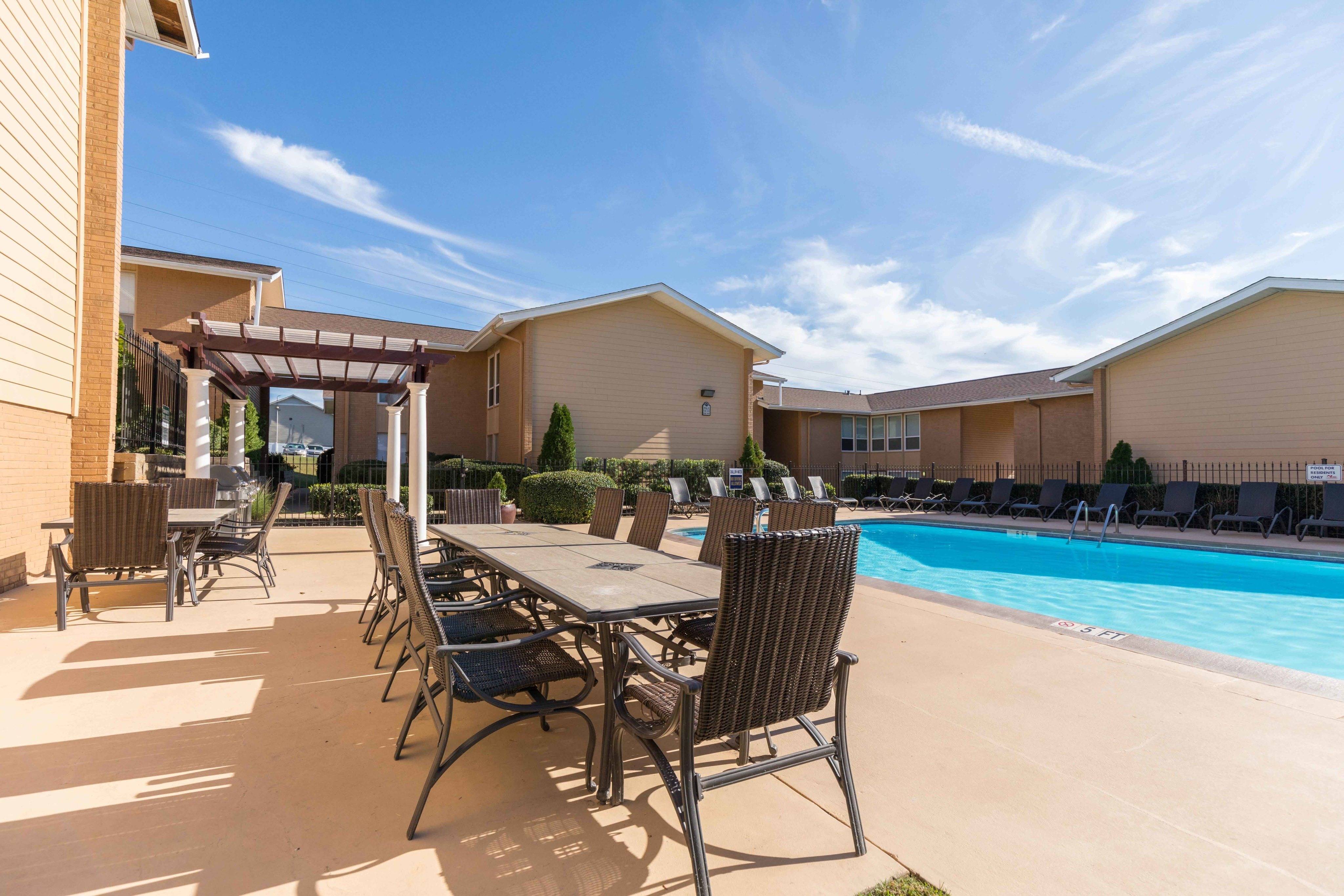 Photos Pelham Place South Greenville, SC Apartments Greenville