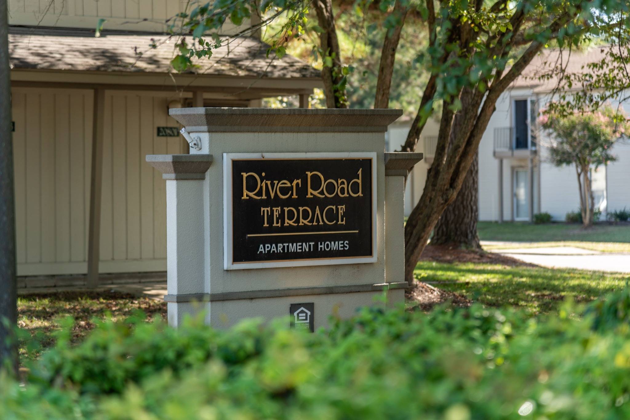 View Photos River Road Terrace Apartment Homes