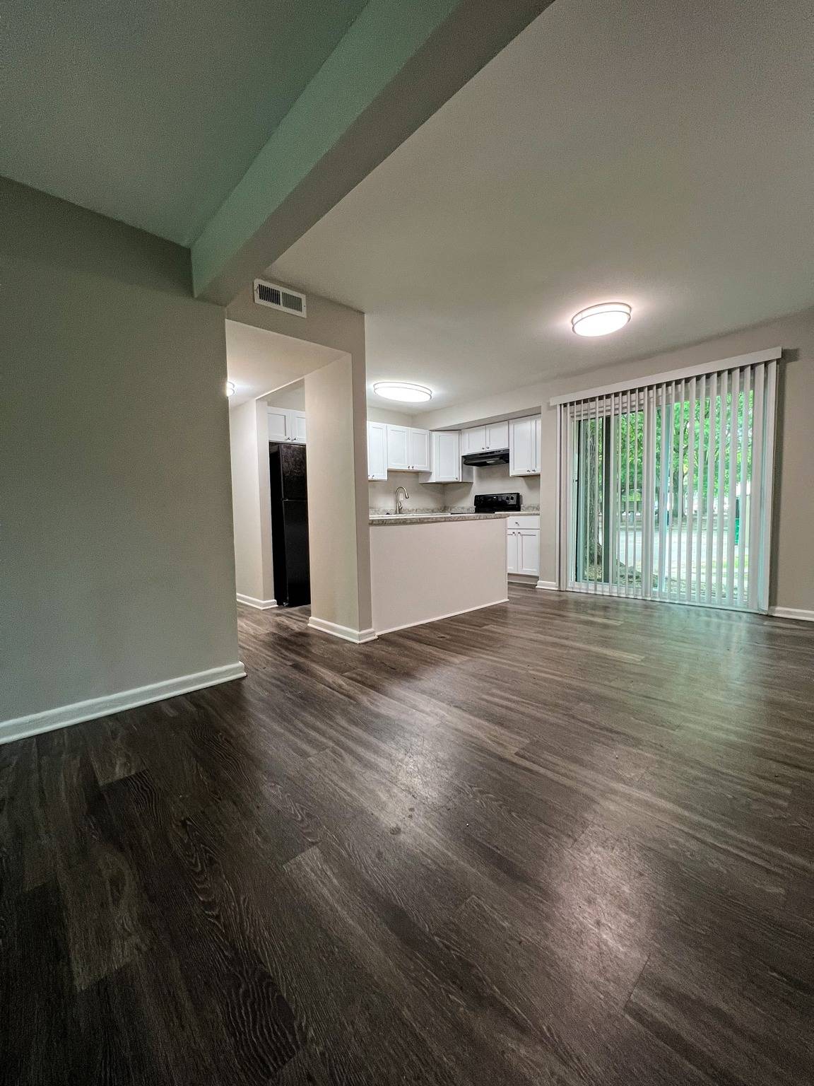 View Photos River Road Terrace Apartment Homes