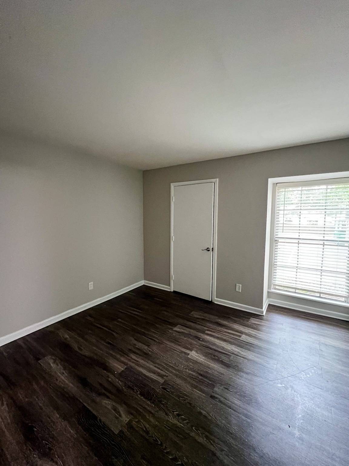 View Photos River Road Terrace Apartment Homes