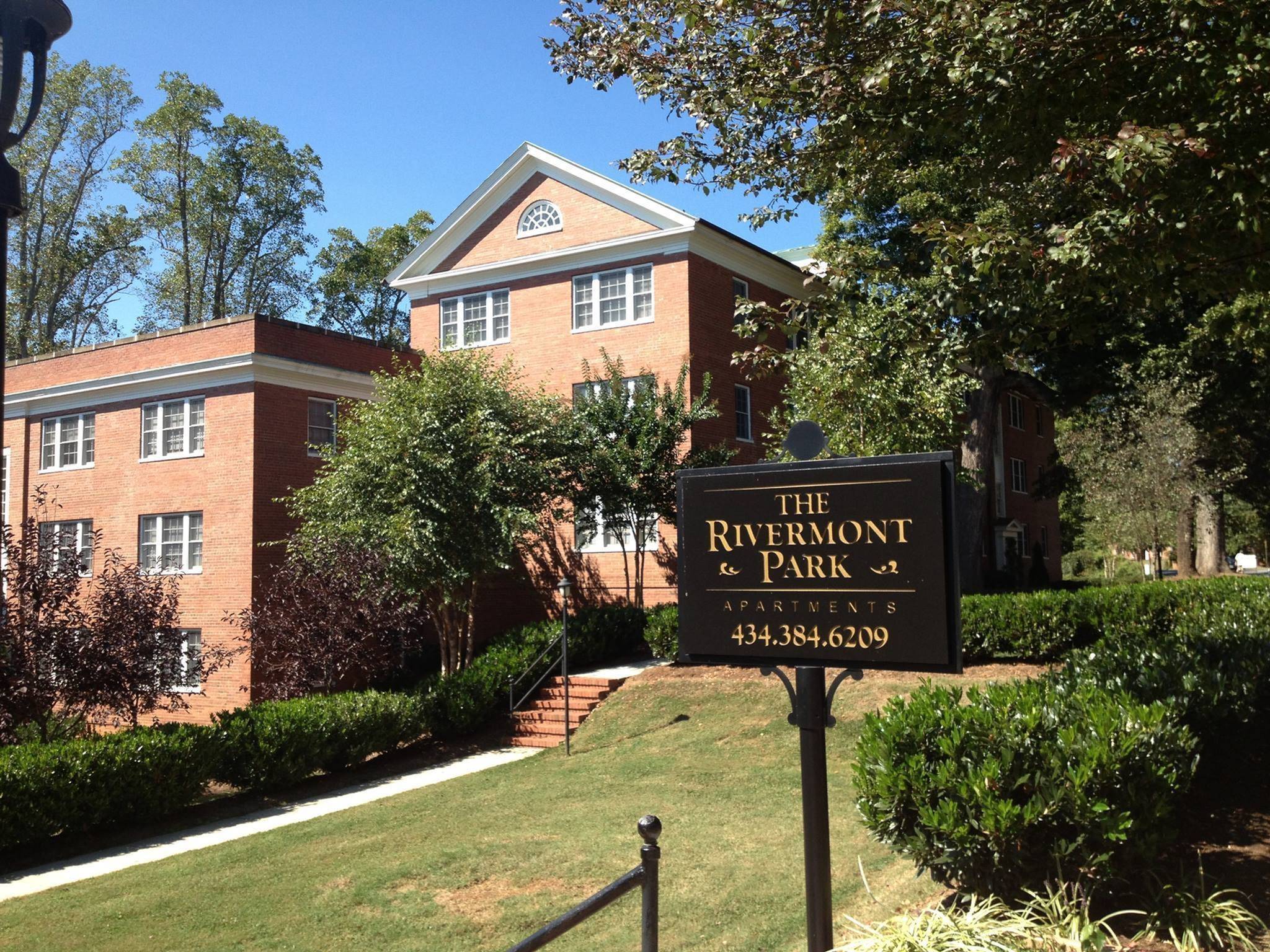 View Photos Rivermont Park