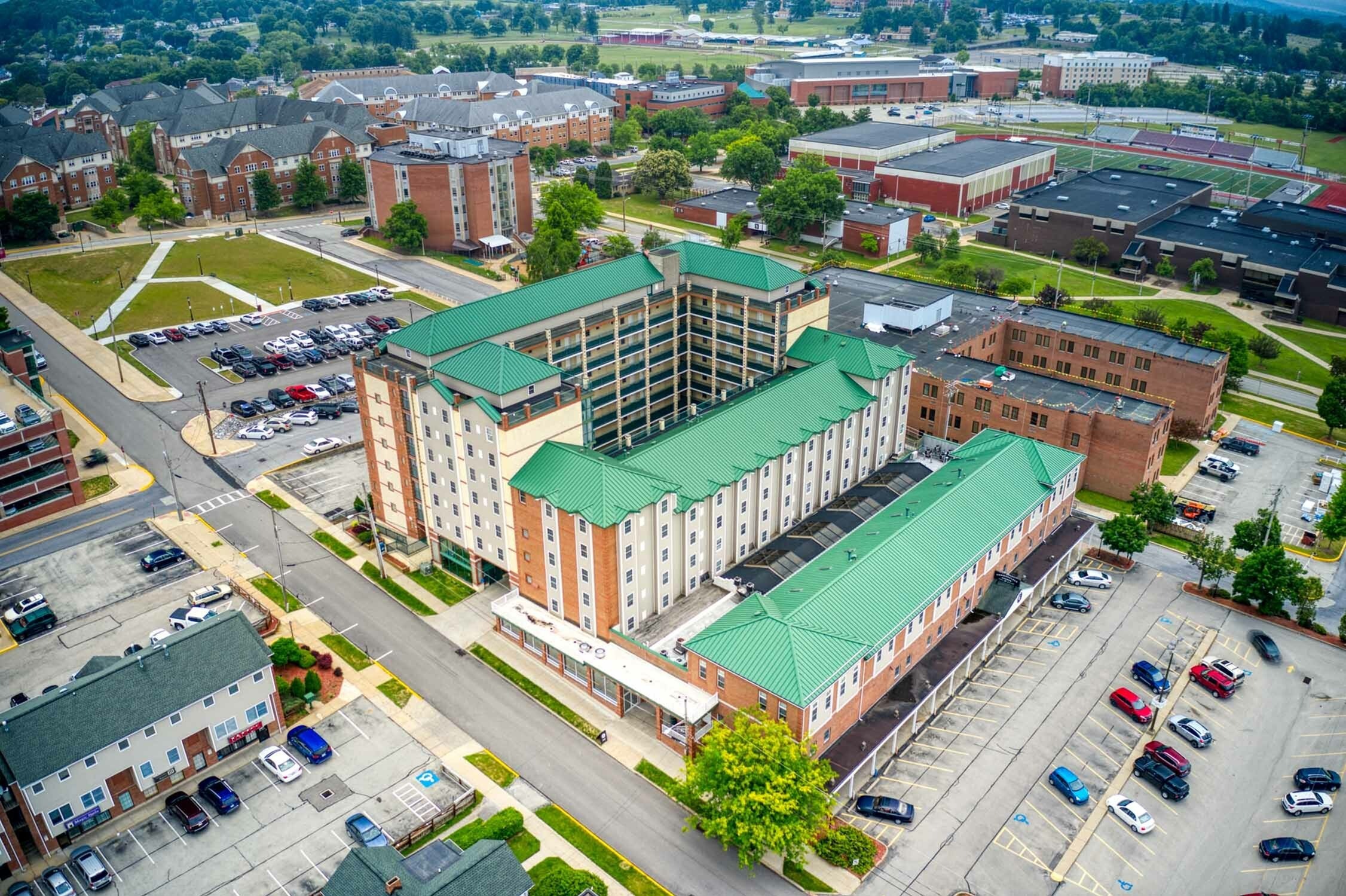 Photos Tour Campus Edge IUP Student Housing