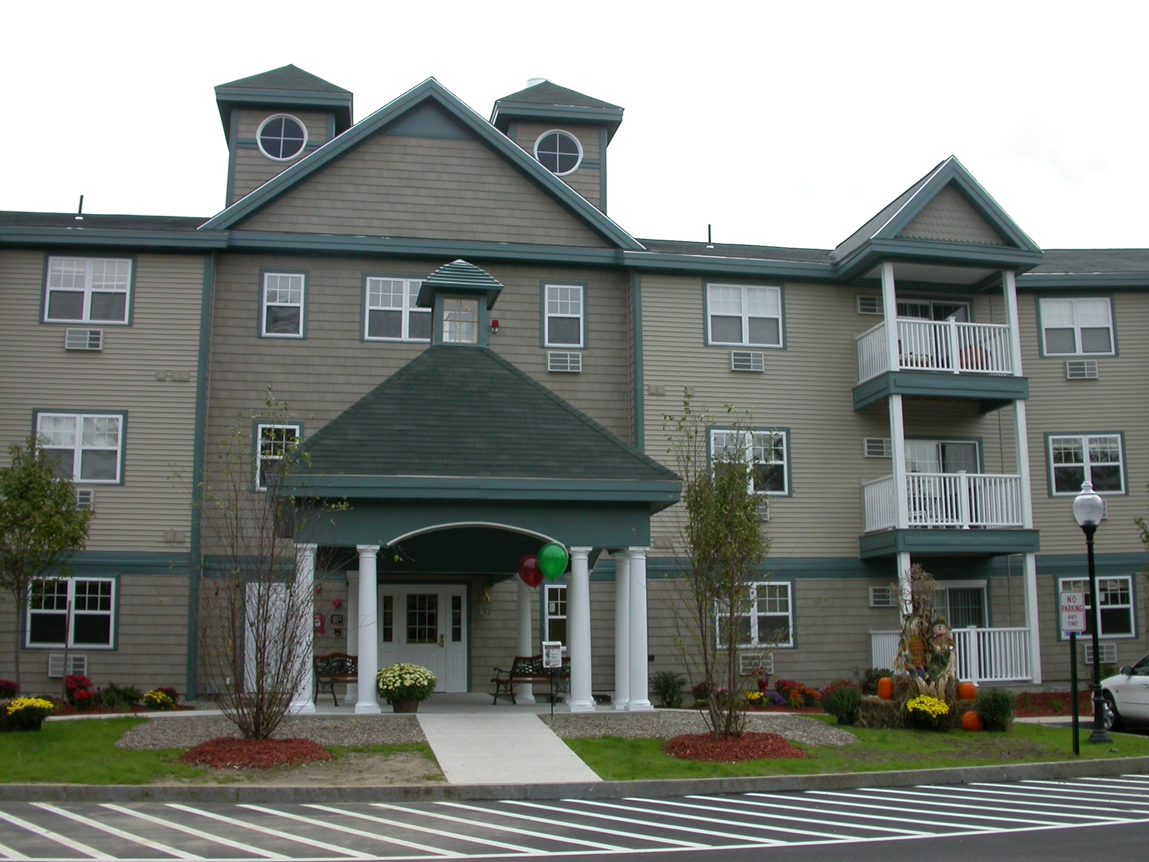 Contact Regency Heights Apartments