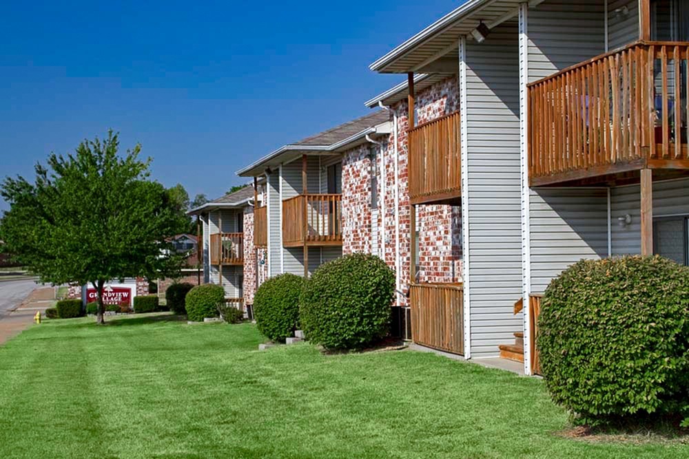 View Photos Grandview Village