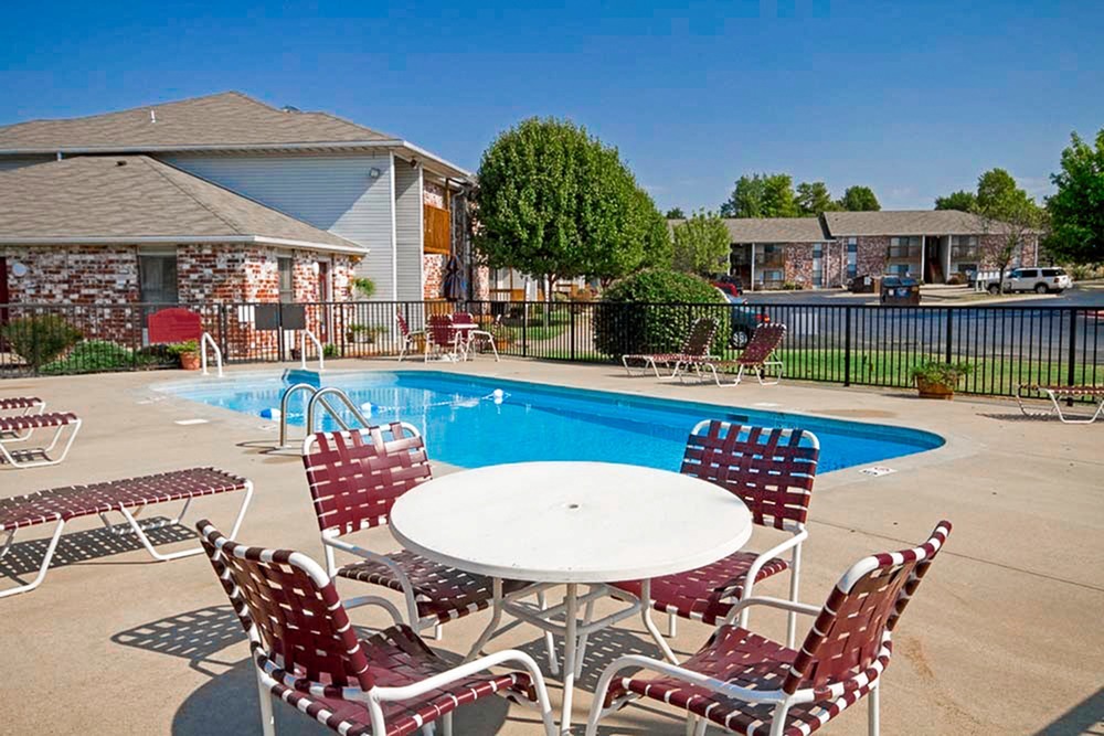 View Photos Grandview Village