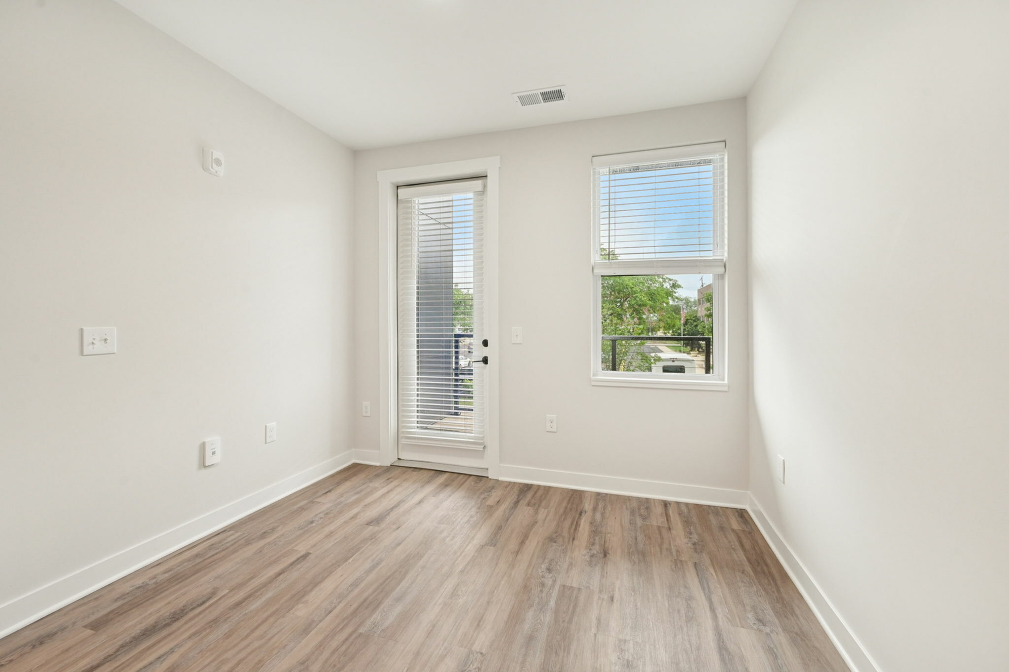 Unit Image