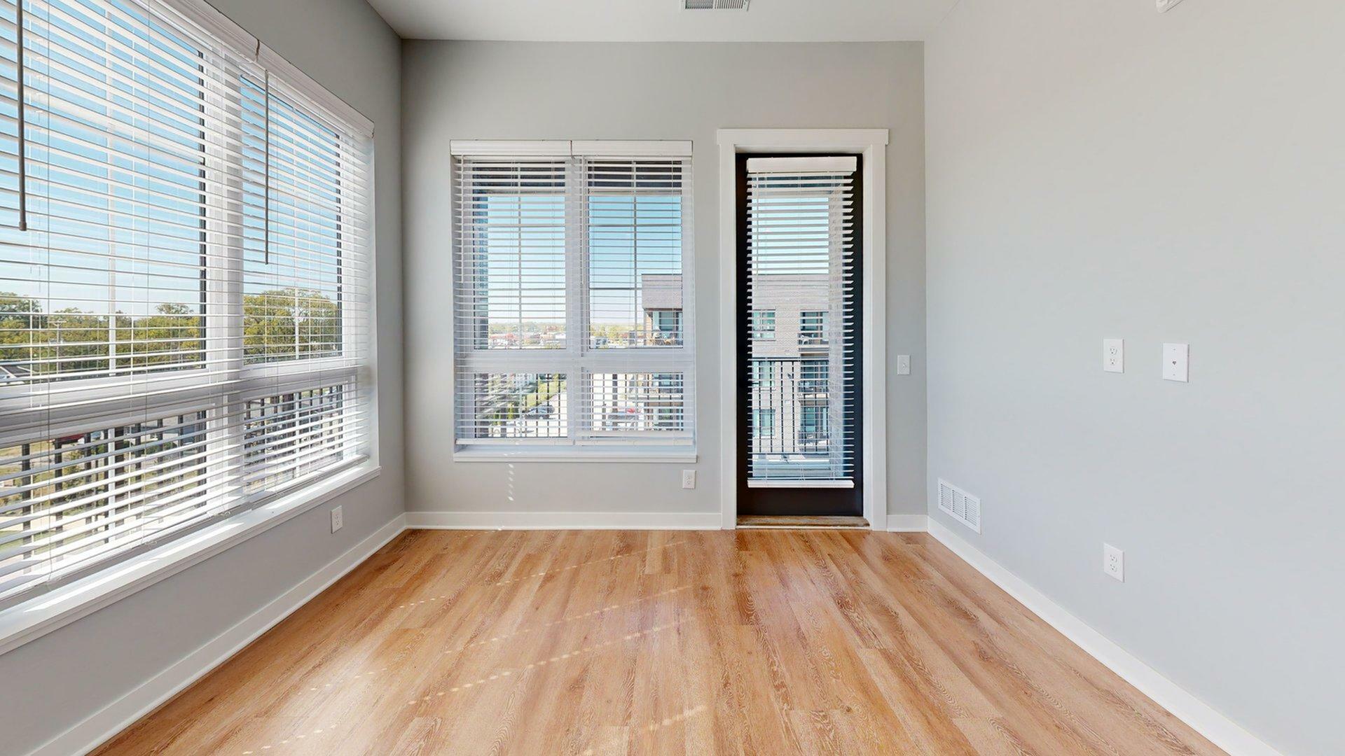 Midpoint East-2B floor plan