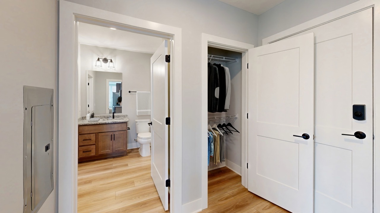 The Patent-1E floor plan