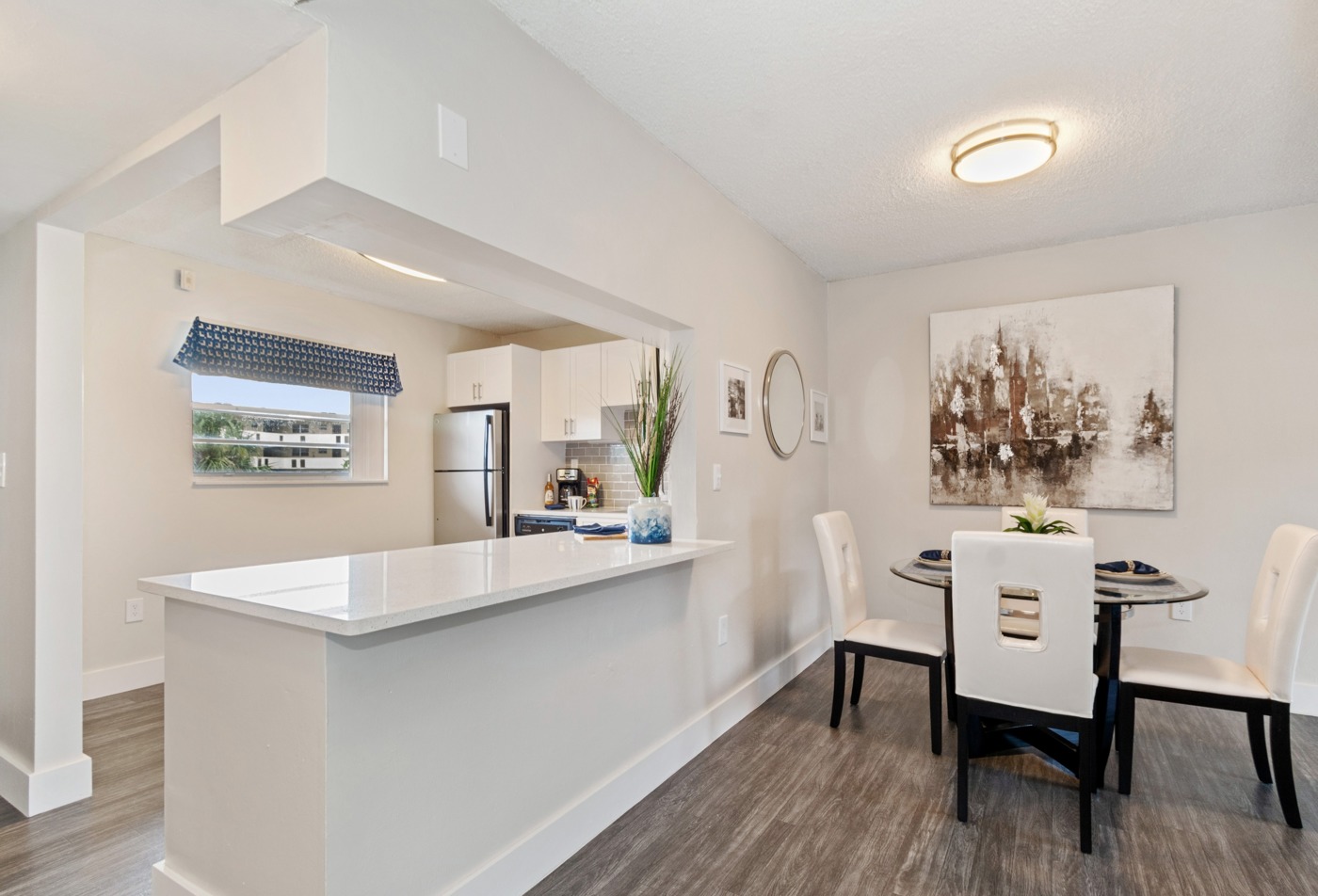 Skylake Apartment for Rent Aventura Oaks Miami, FL