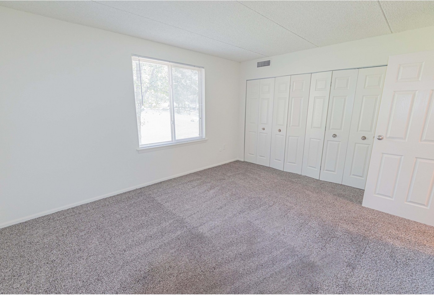 Warminster Apartments for Rent Warminster PA Fox Run Apartments