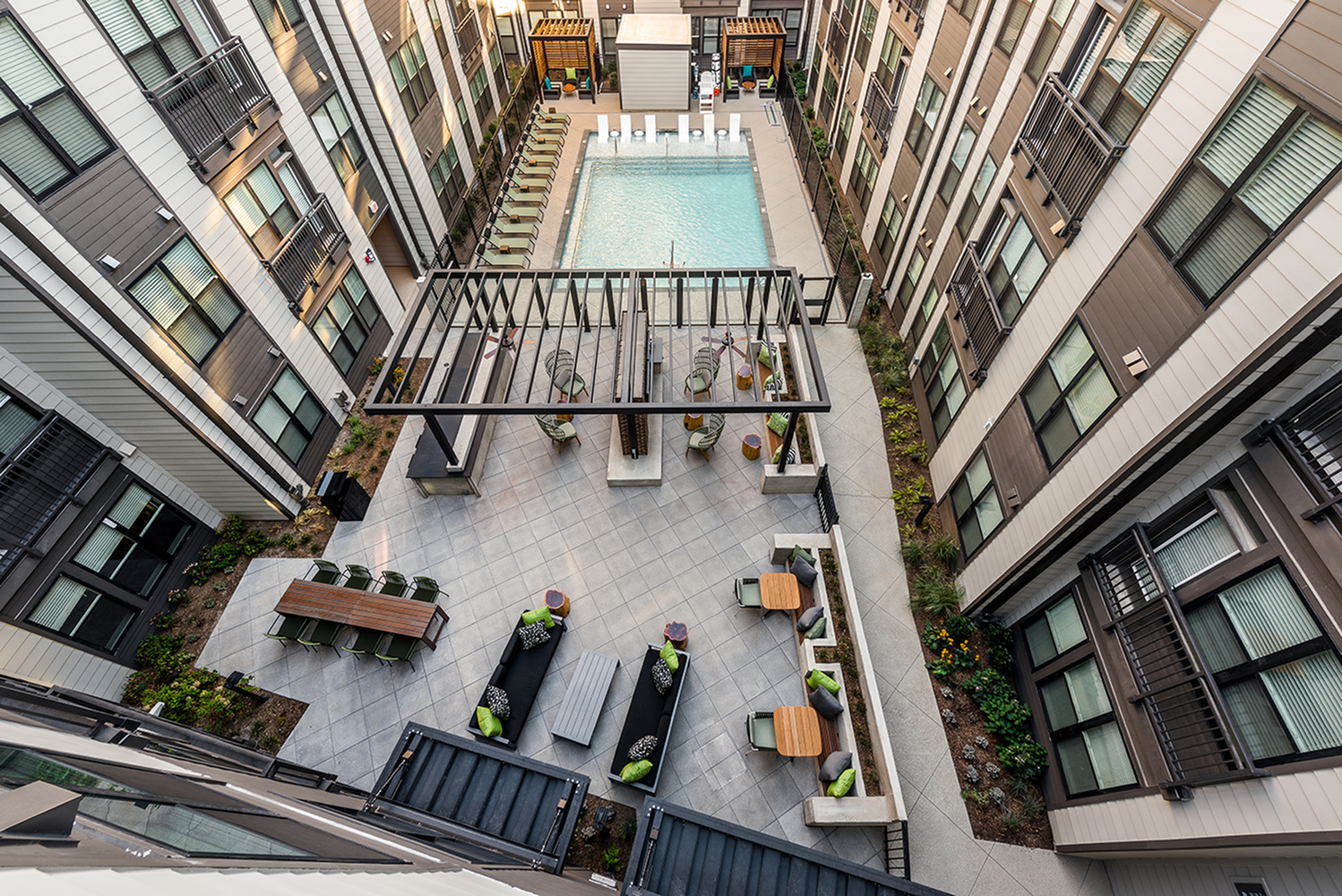 Brand New Apartments in Herndon VA The Point at Ridgeline