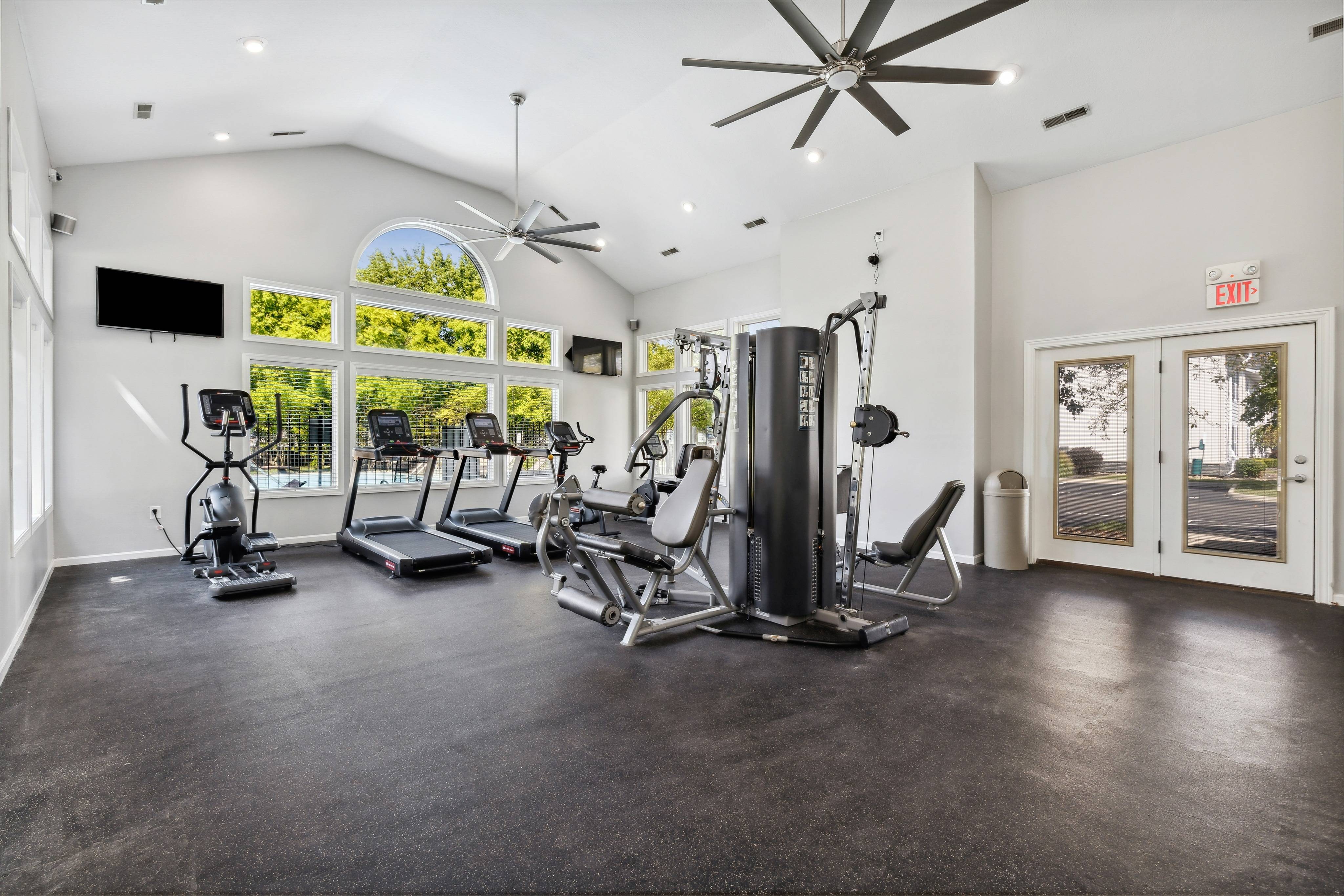 Photos Hilliard Station Apartments near Columbus, OH