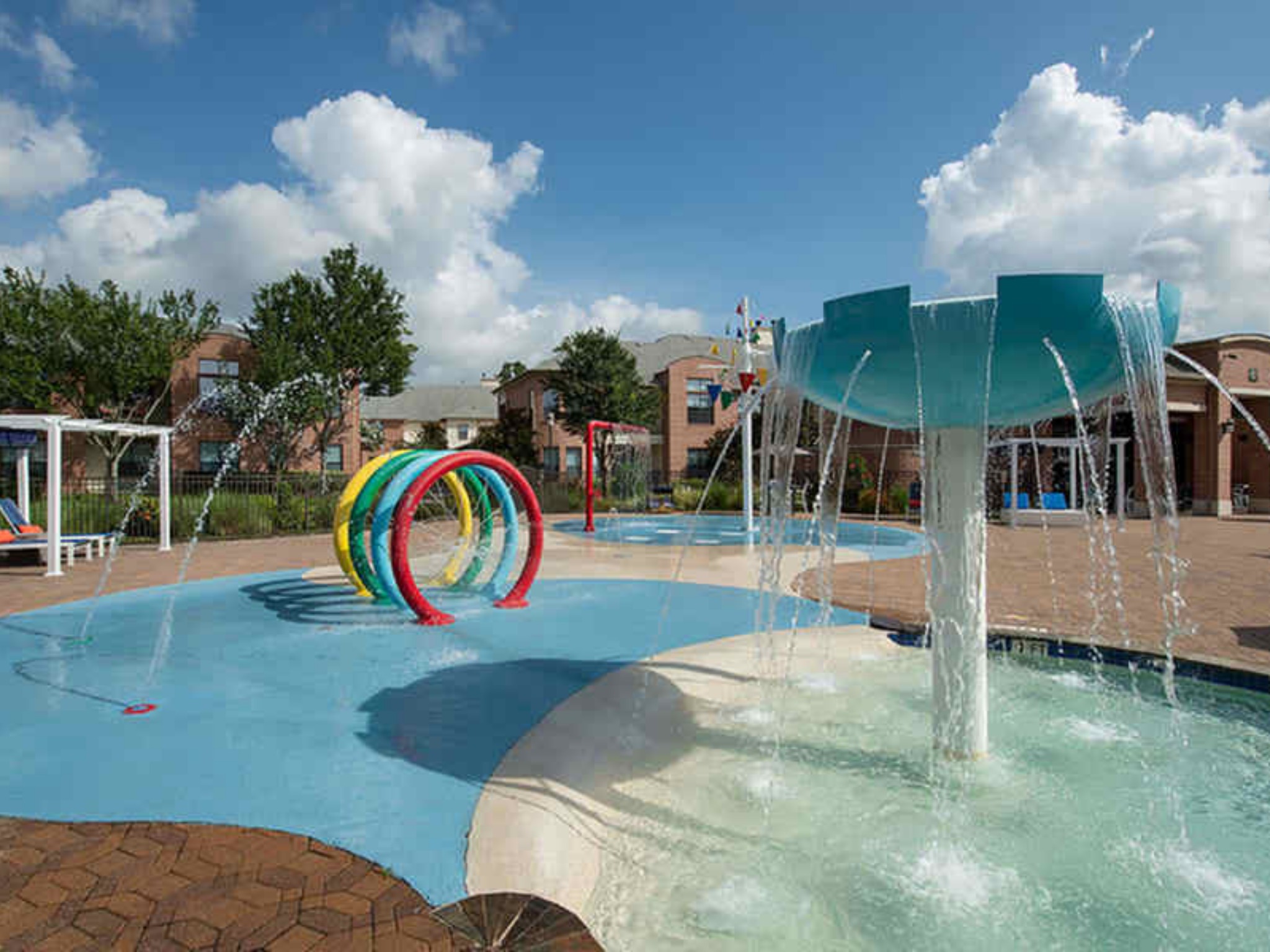 Photo Gallery San Cierra Apartments in Houston