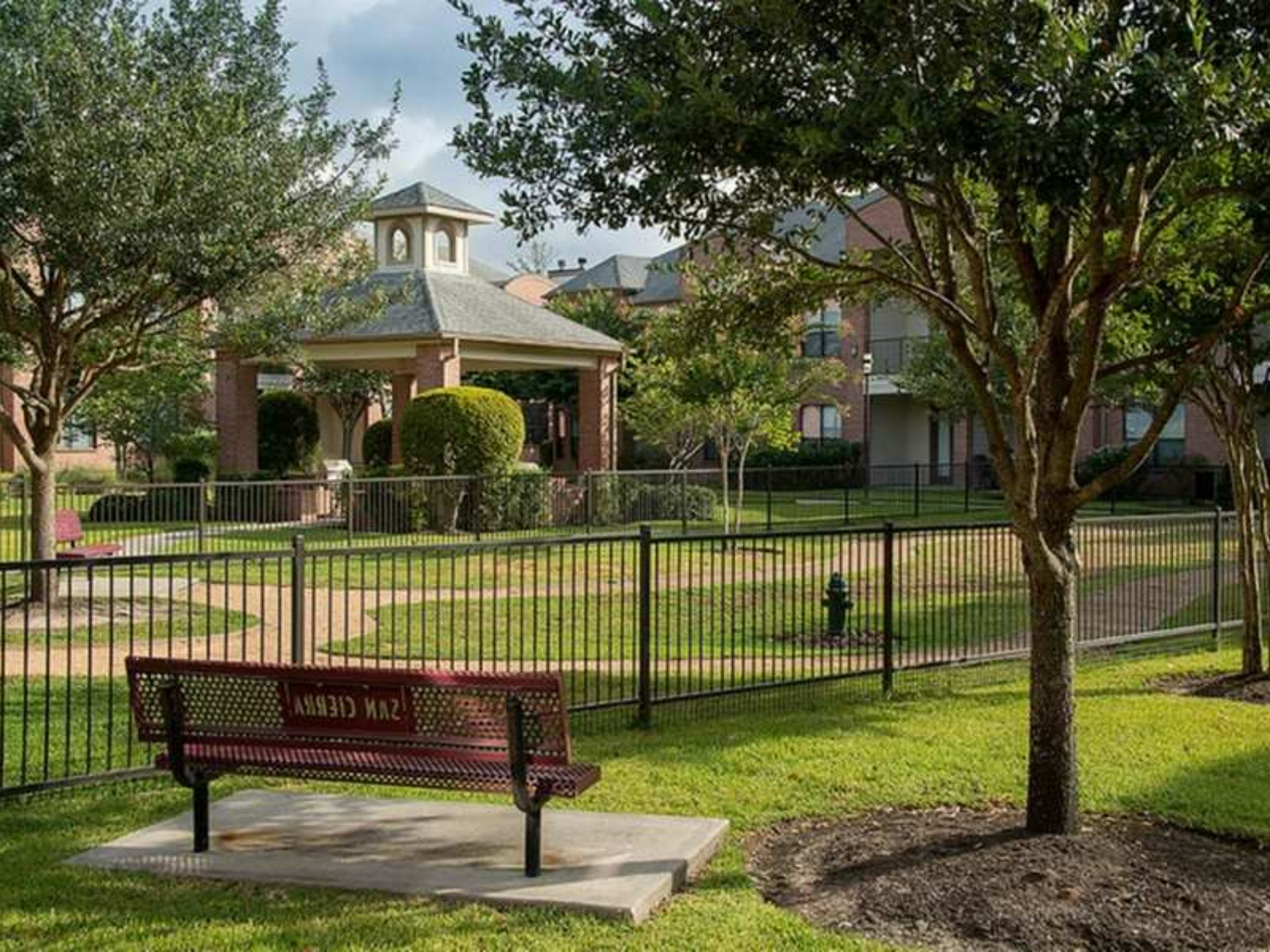 Photo Gallery San Cierra Apartments in Houston