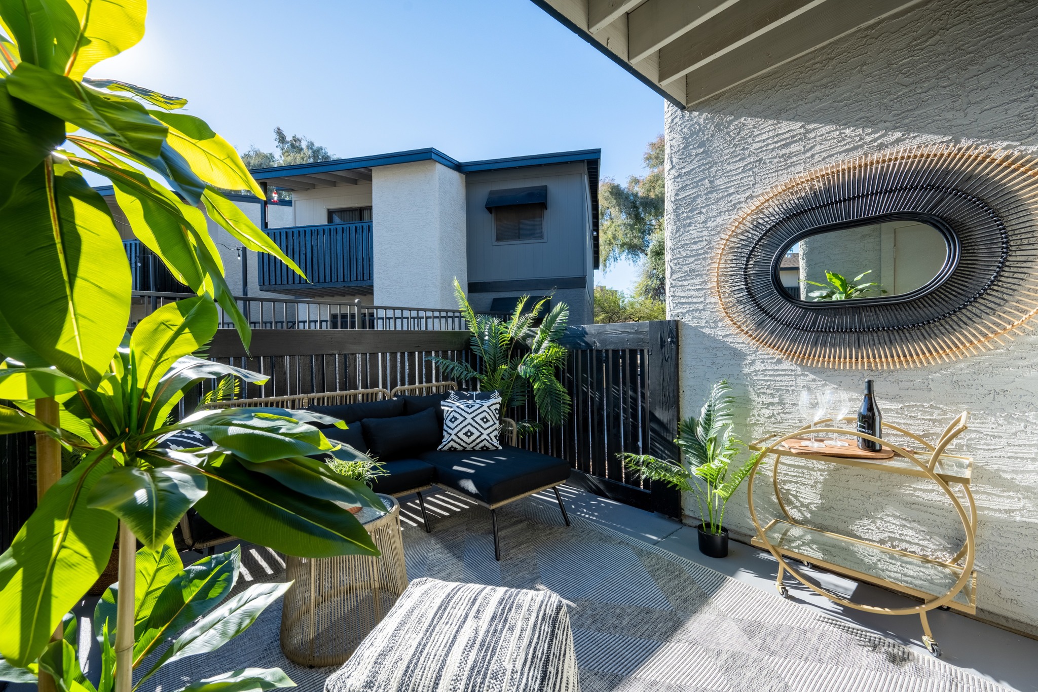 Photo Gallery Cala Paradise Valley Apartments in Phoenix Arizona