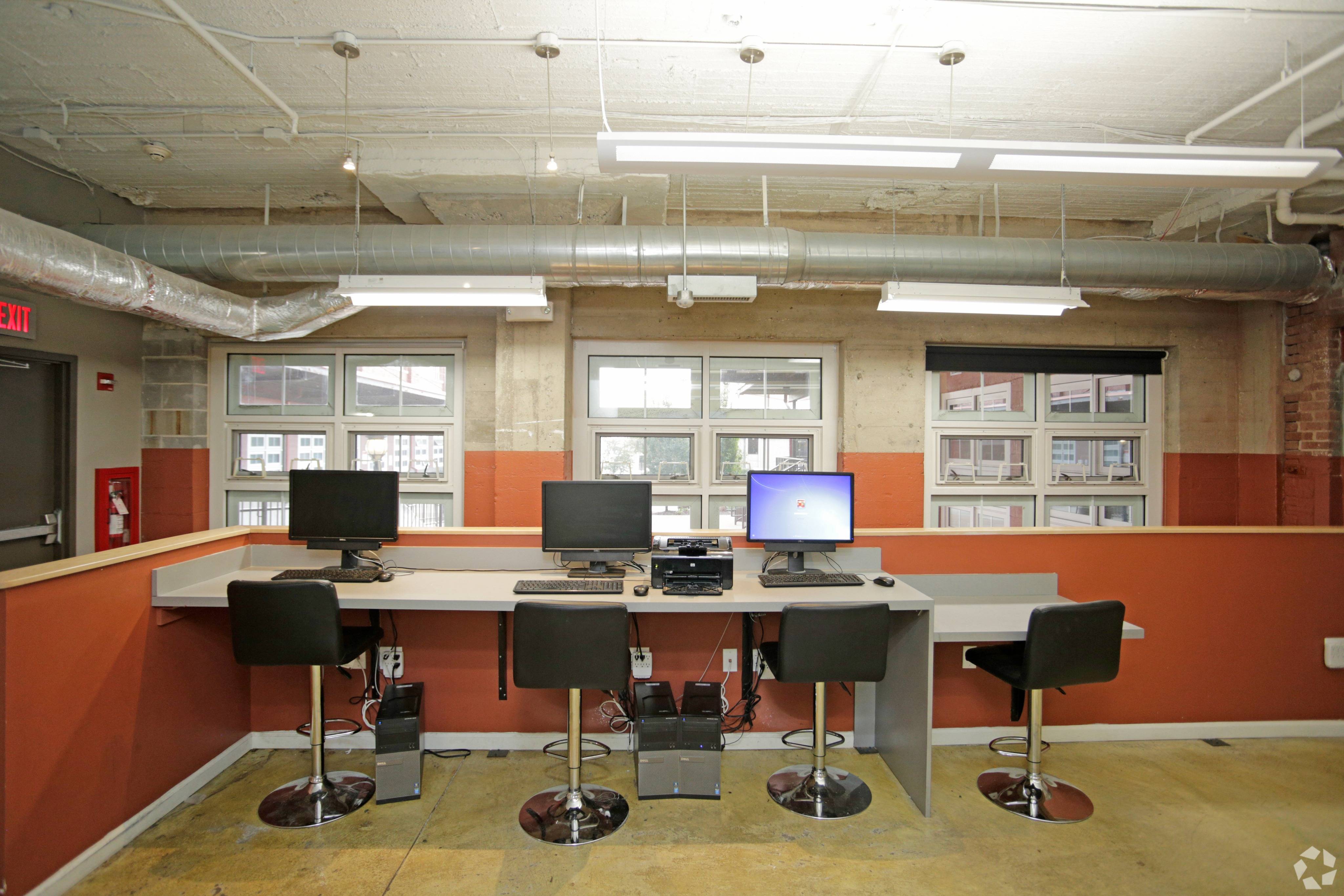 Cold Storage Lofts | Kansas City Apartments | Business Center
