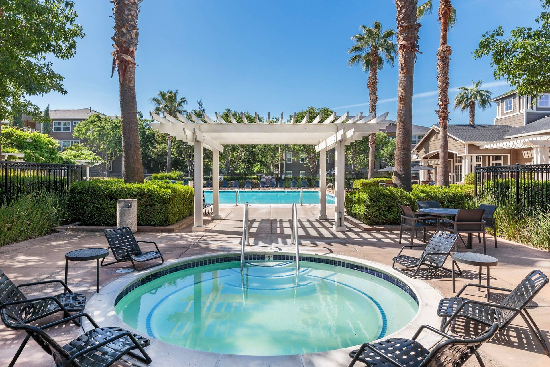 Photo Gallery Fountains at Emerald Park Apartments for Rent in