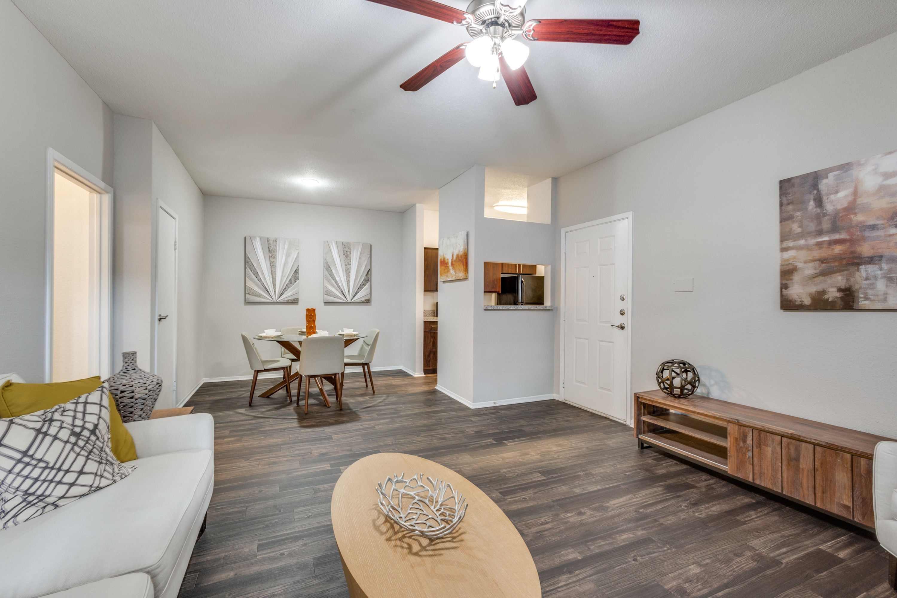 Apartments For Rent in Friendswood, TX Bellevue at Clear Creek