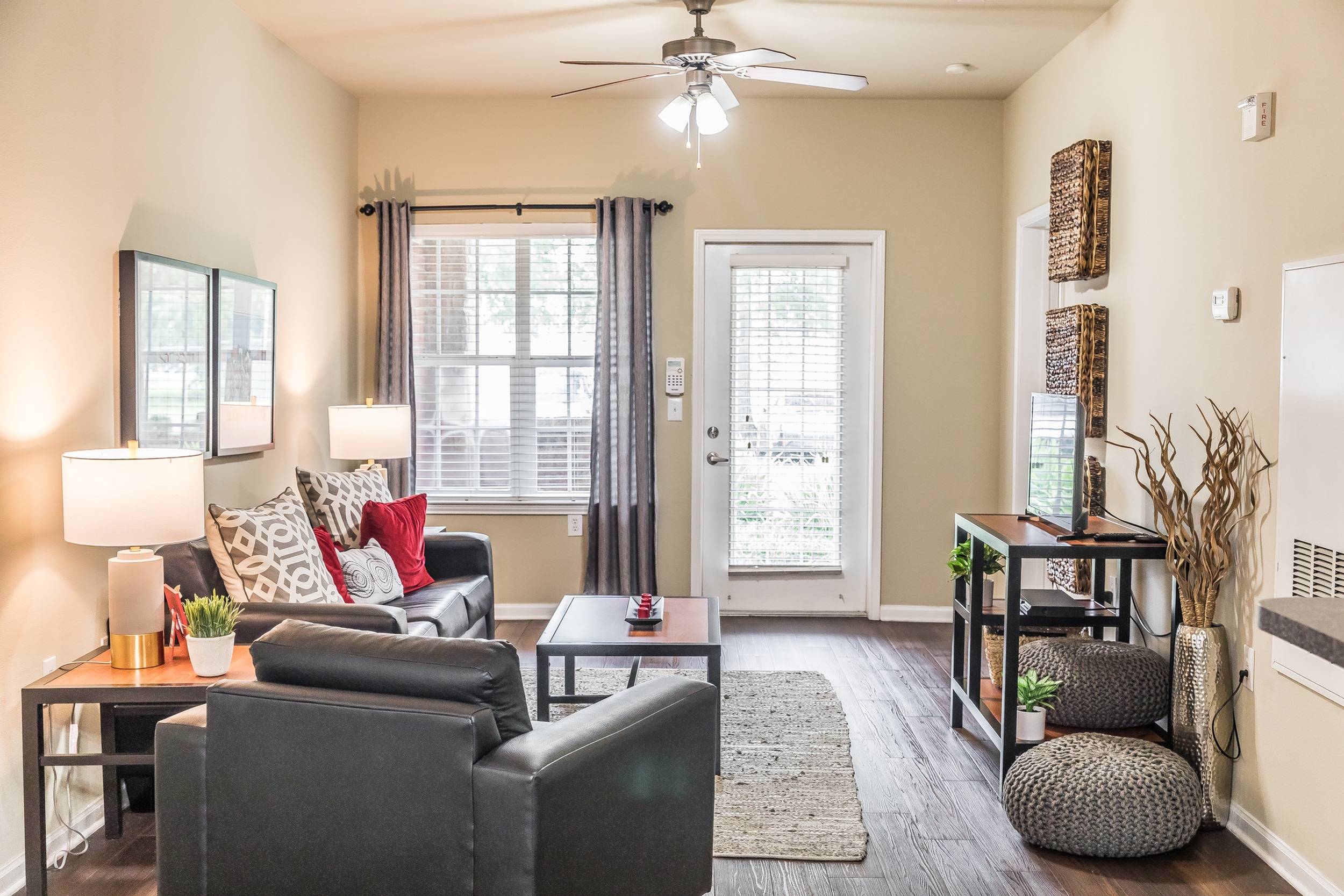 View Photos Edge at Lafayette Student Apartments