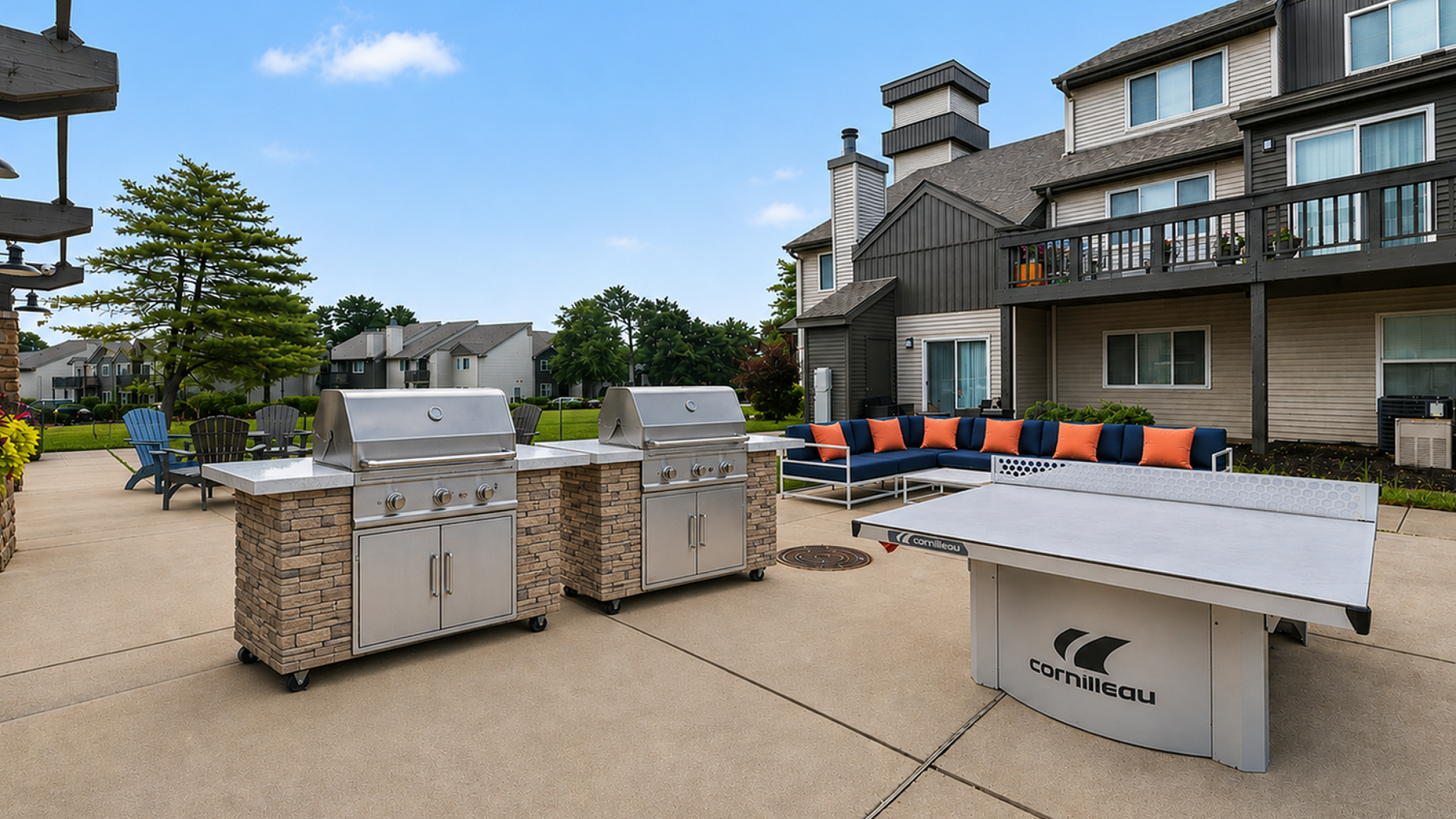 Outdoor Resident Lounge