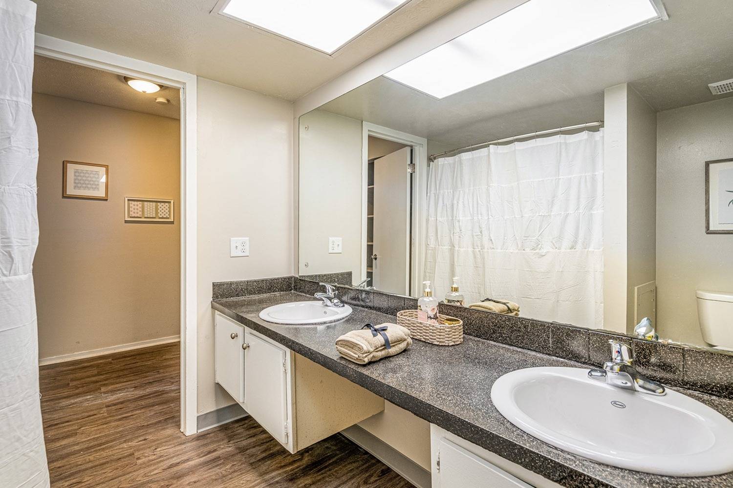 Beautiful Photos Hartford on the Lake Columbus, Ohio Apartments