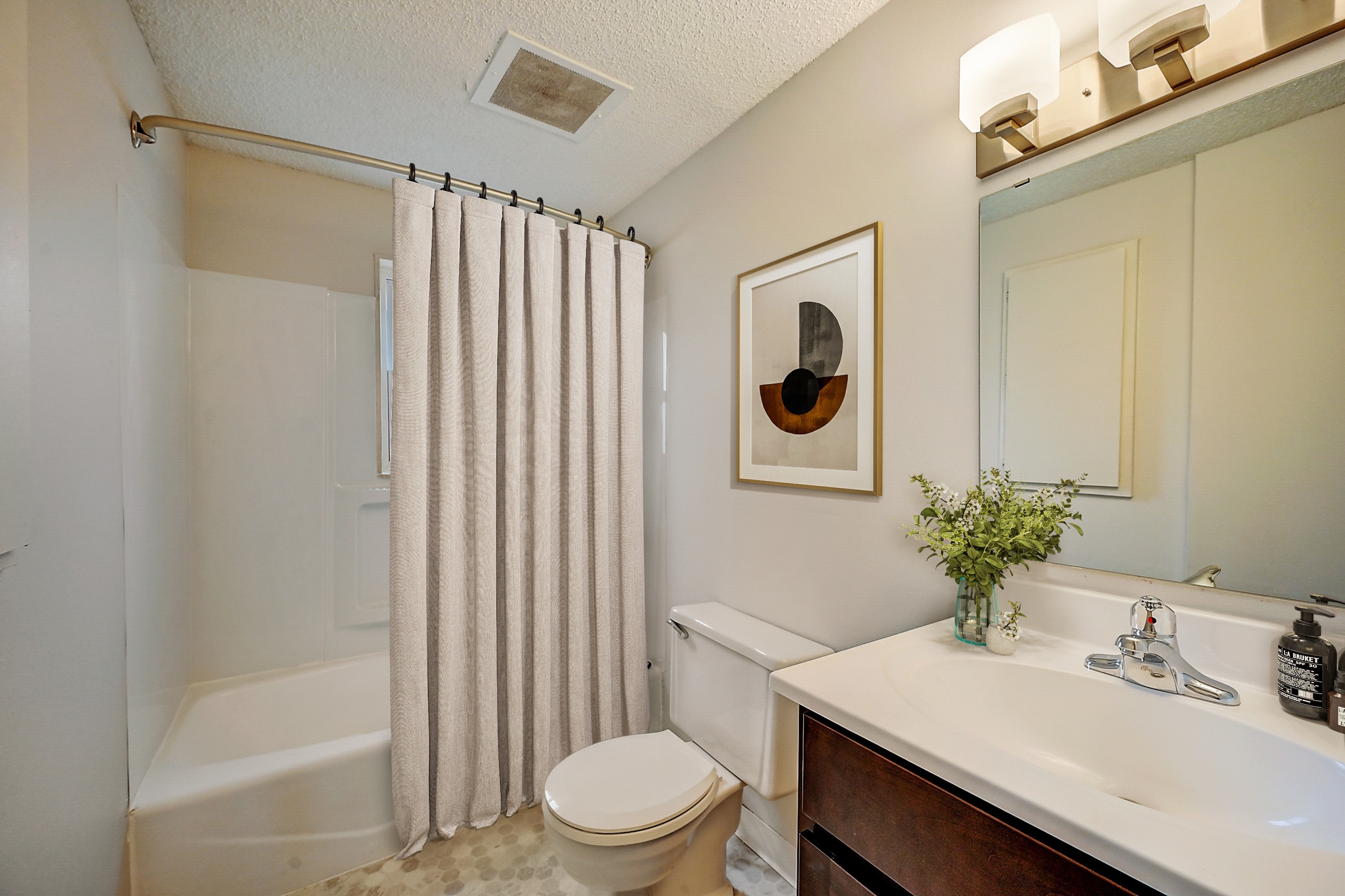 Columbus Apartments, Apartments in Downtown Columbus, German Village