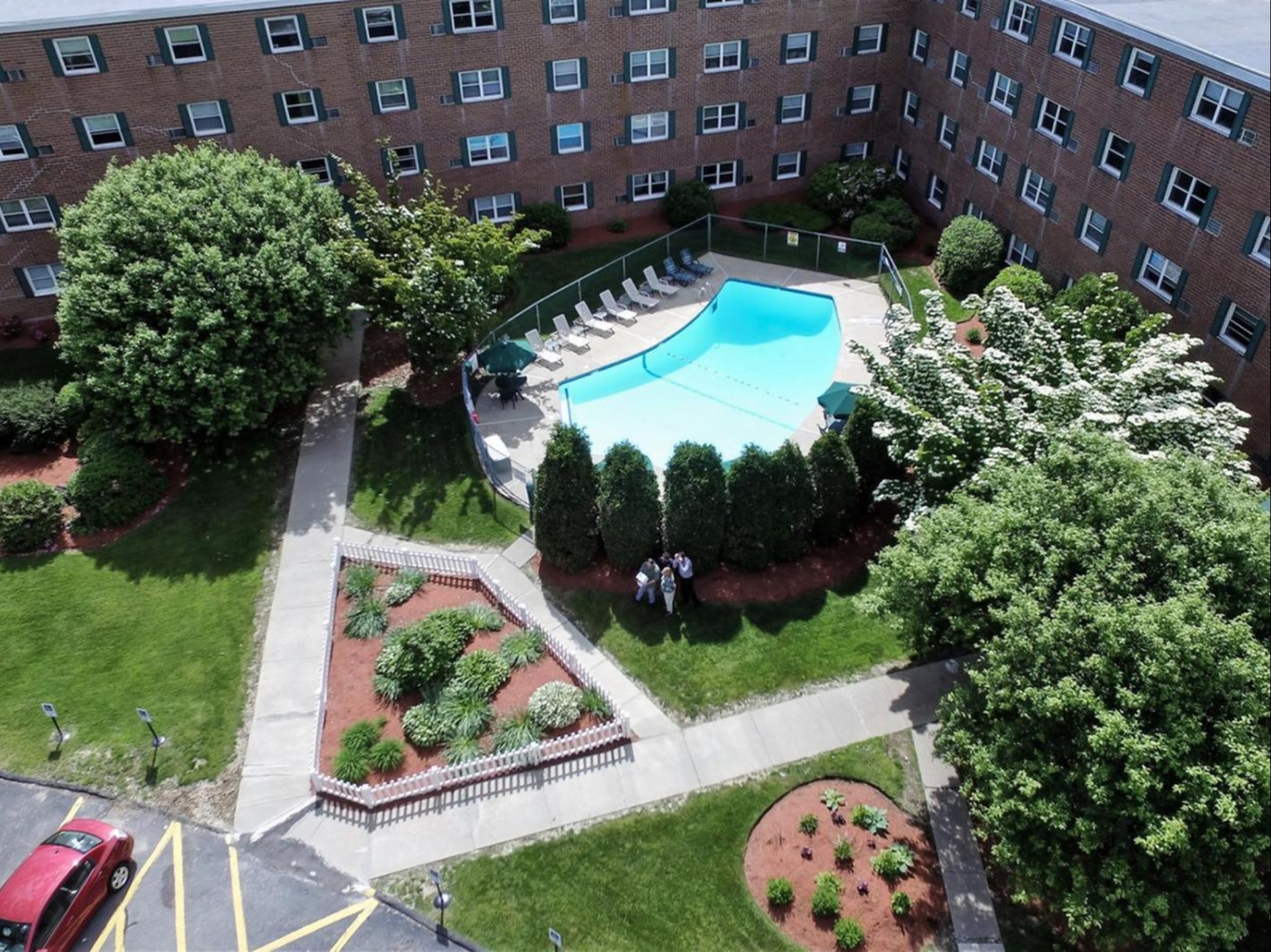 View Photos Eastview Apartments