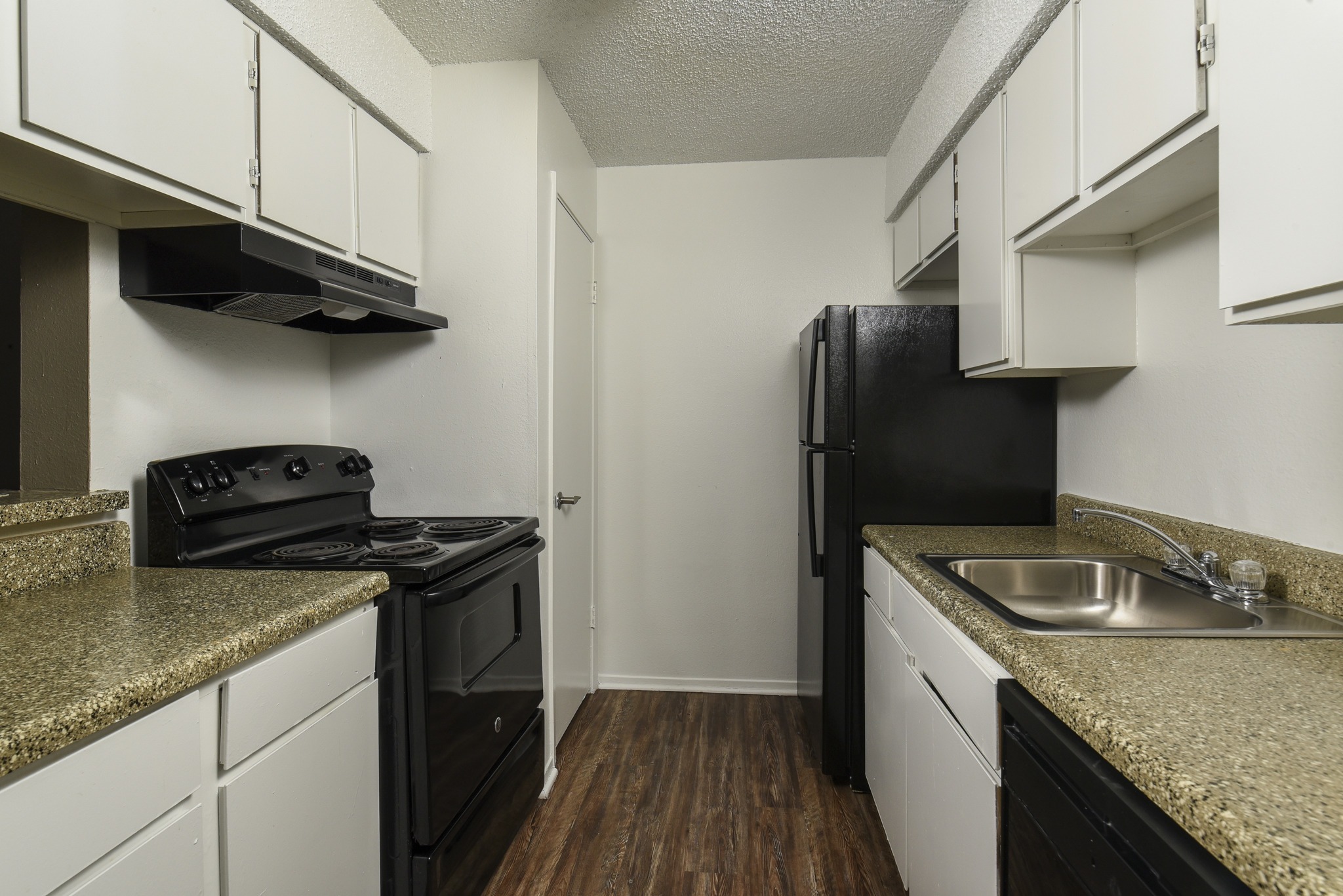 View Photos Cimarron Place Apartments