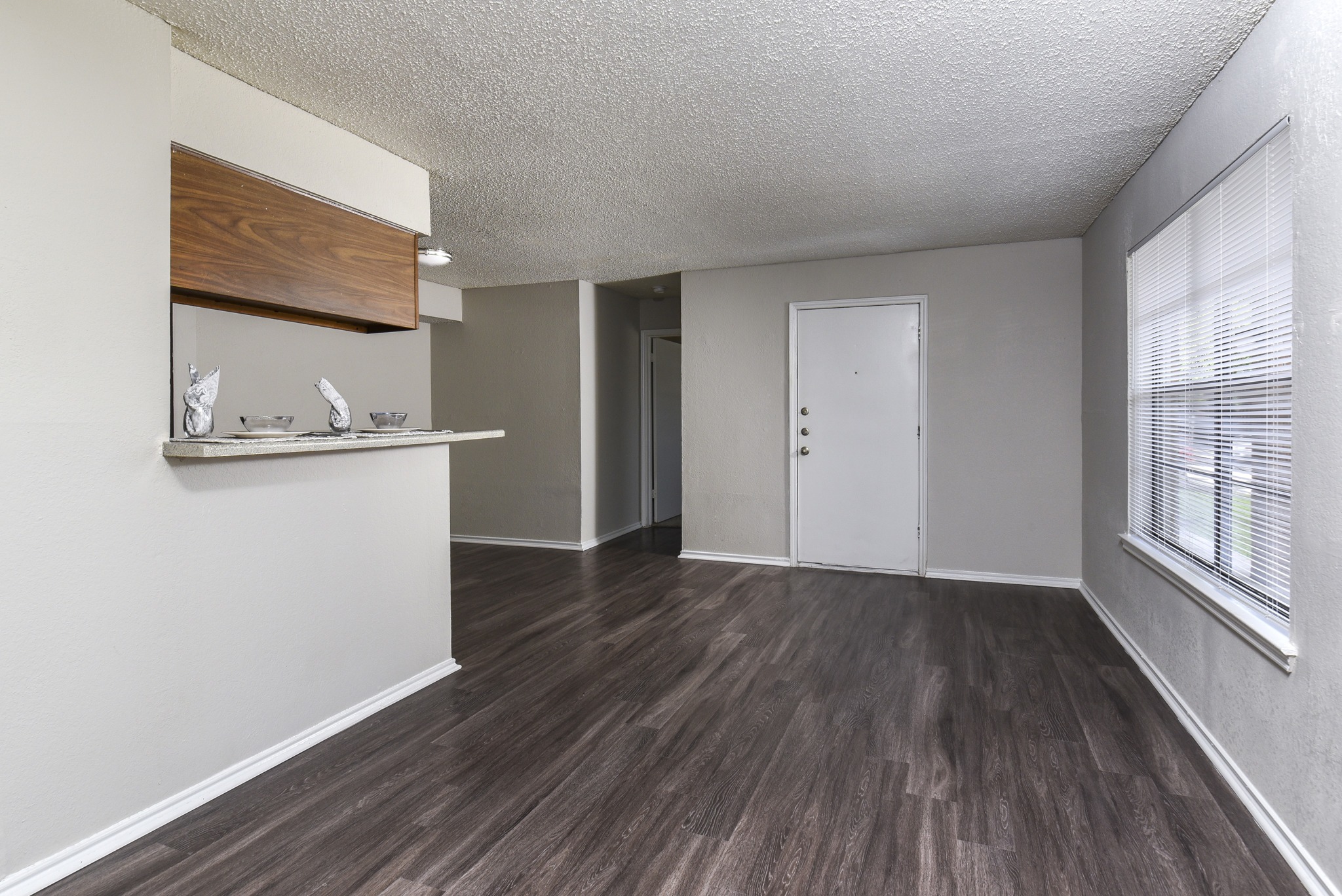 View Photos Remington House Apartments