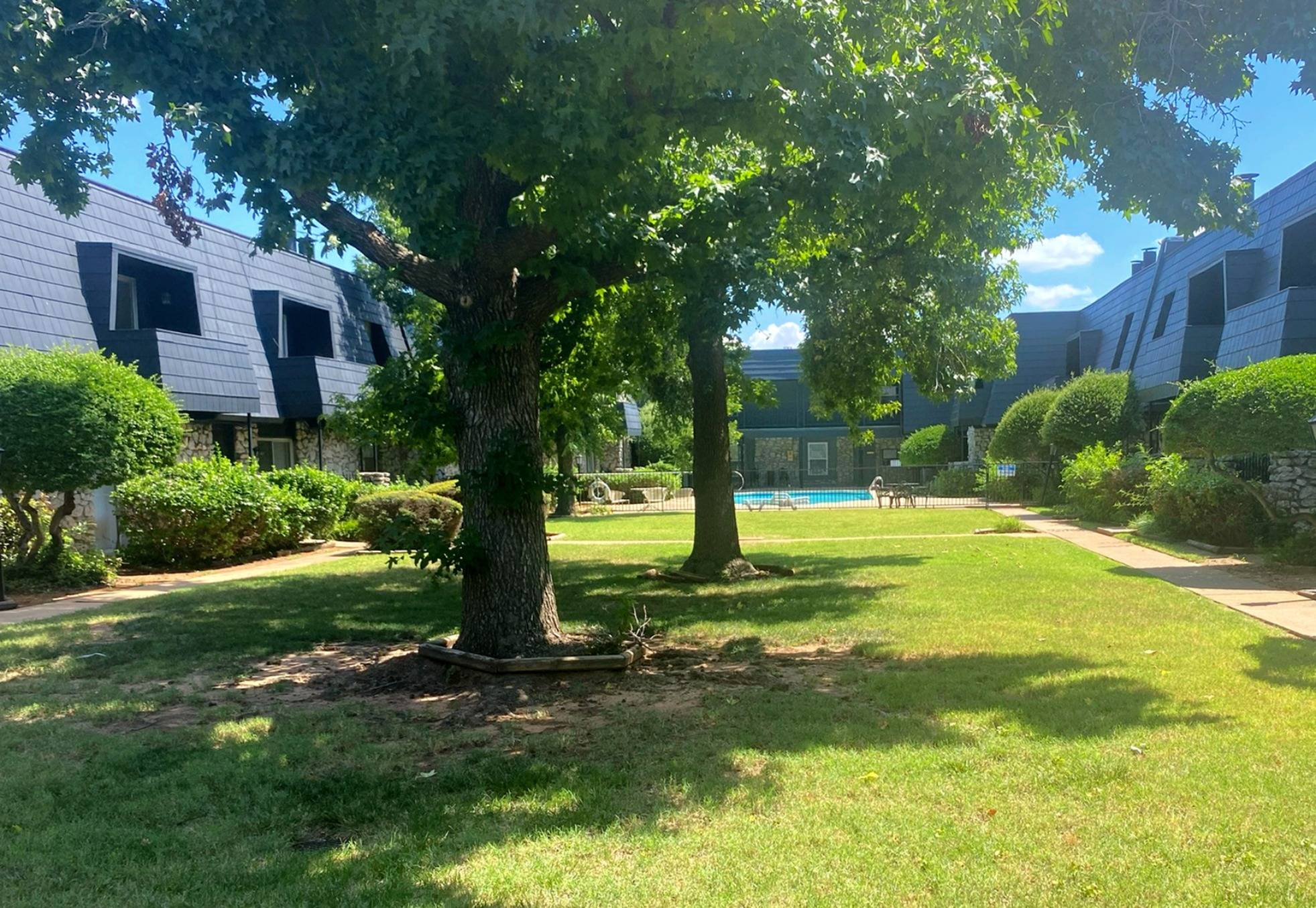 View Photos & Take A Virtual Tour Vines at Eleanor