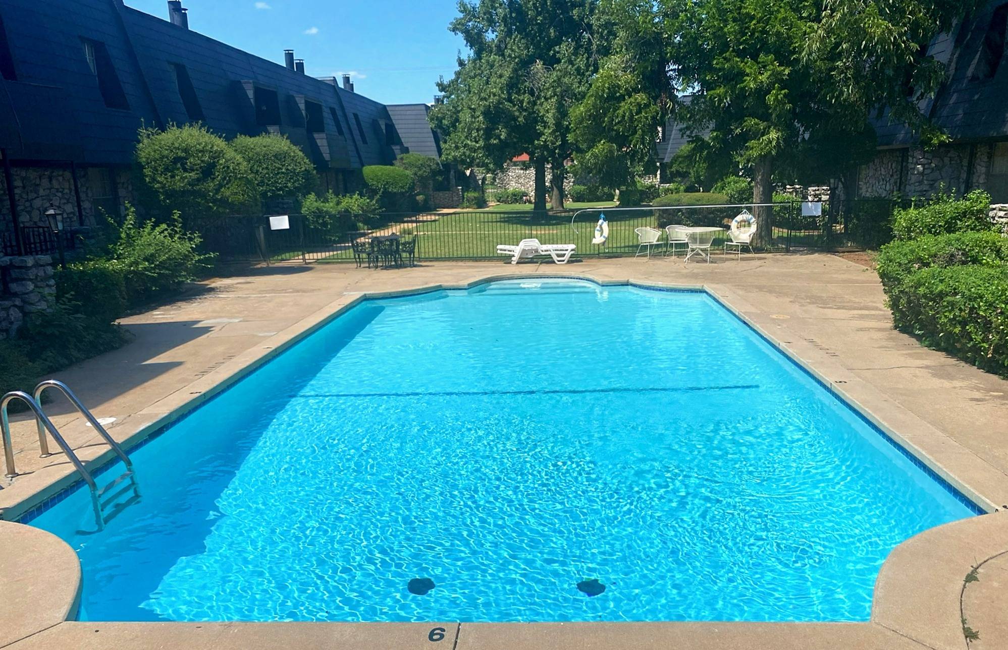 View Photos & Take A Virtual Tour Vines at Eleanor