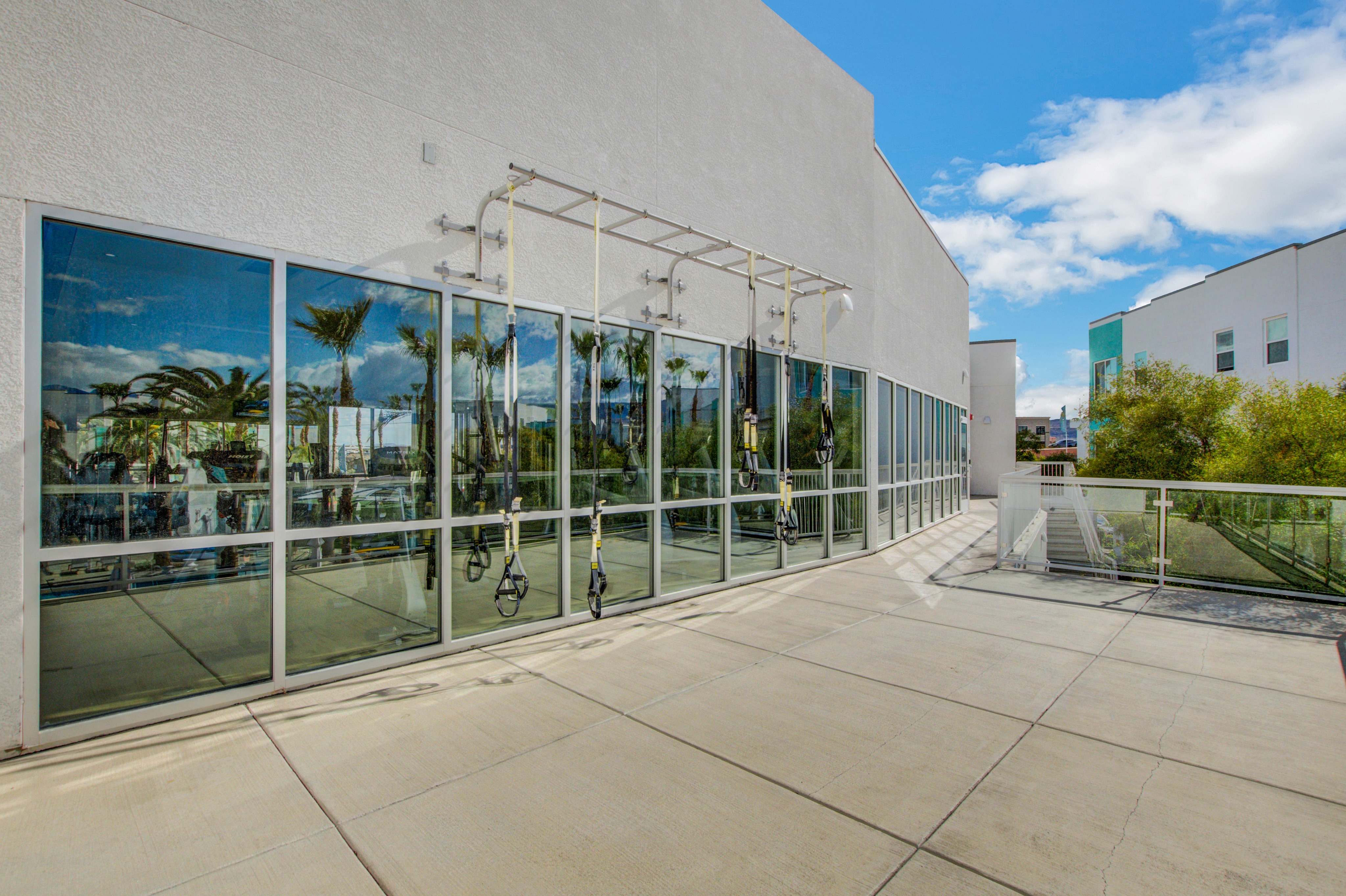 south-beach-by-logan-resort-cardio-terrace-trx