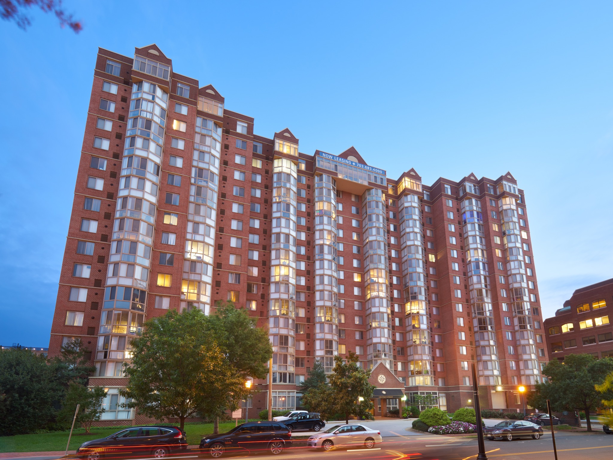 Take A Virtual Tour Meridian at Braddock Station Alexandria Apartments