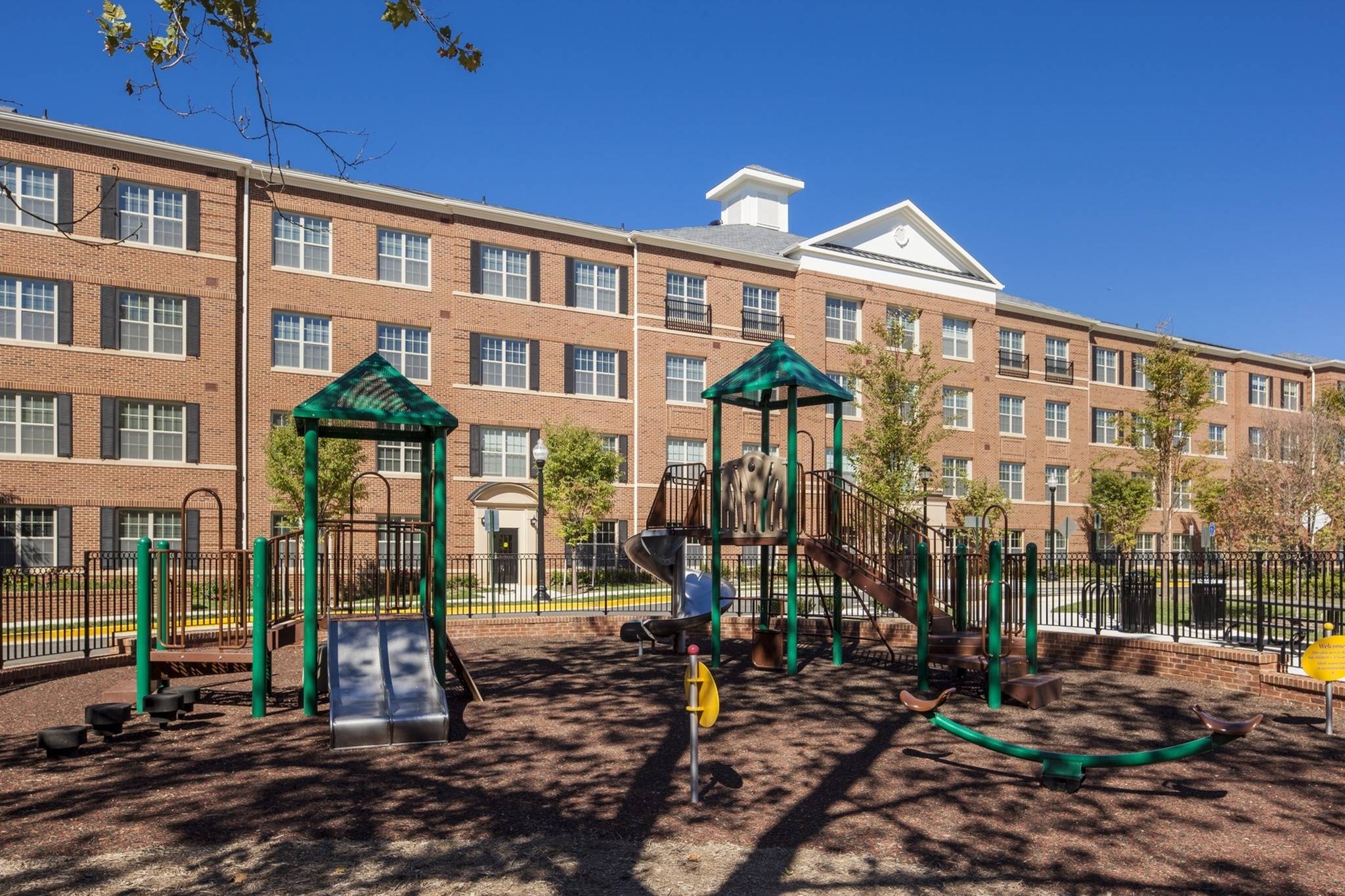Take A Virtual Tour Madison at Ballston Arlington Apartments
