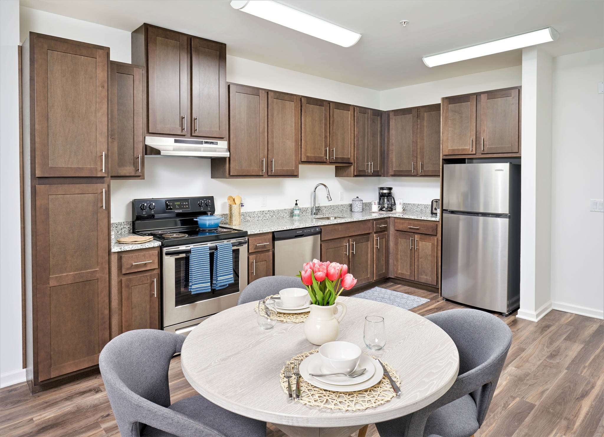 Amenities Ovation at Arrowbrook Apartments for Rent in Herndon VA