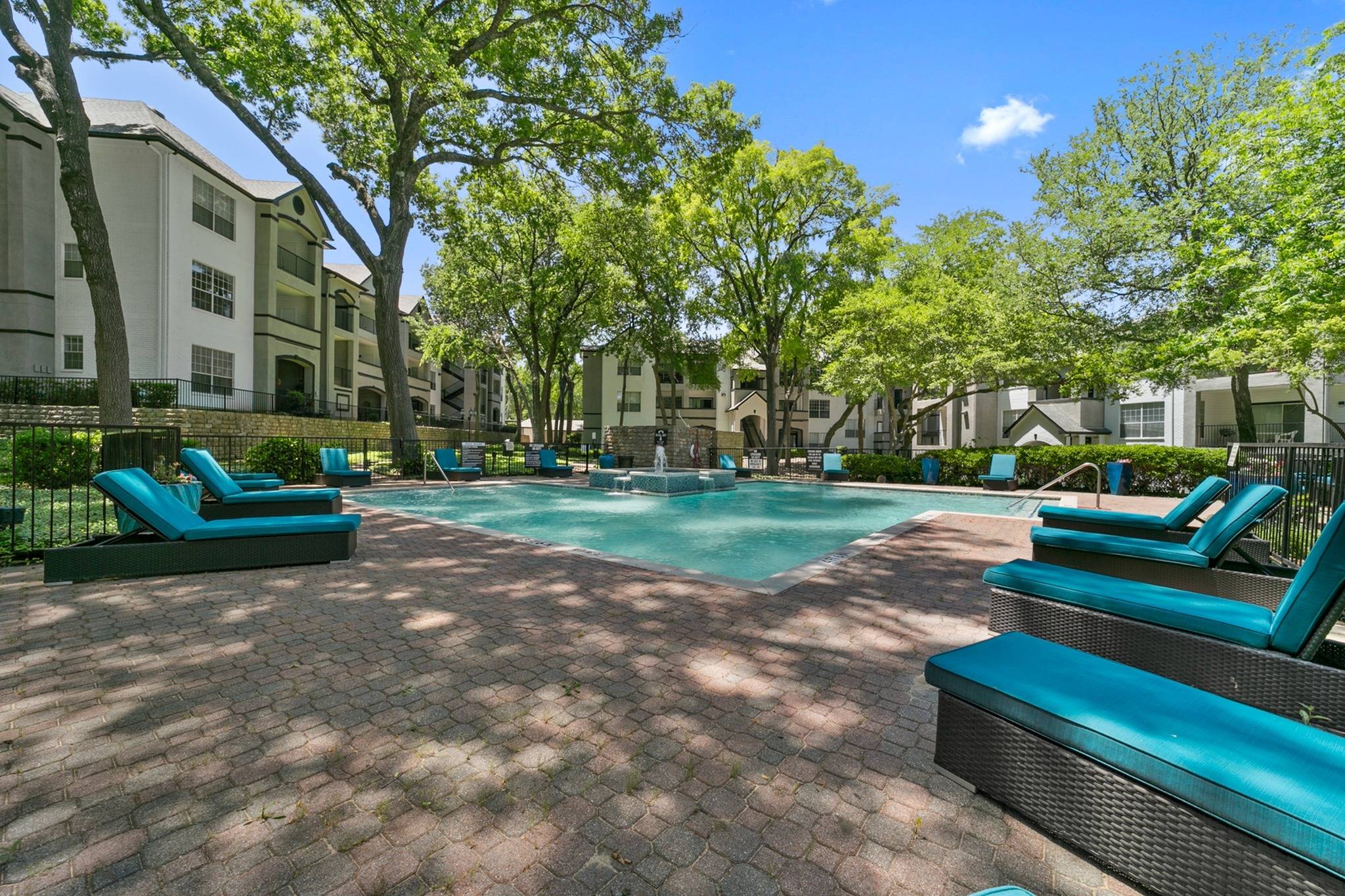 View Photos Thornbury at Chase Oaks