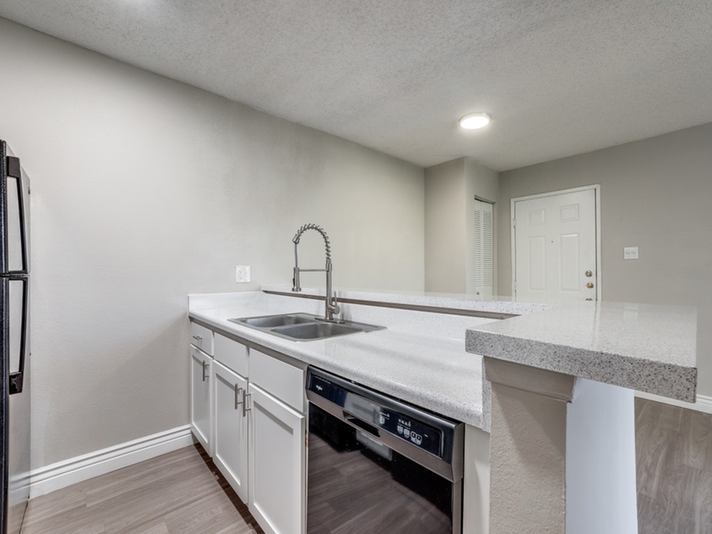 18949-marsh-ln-dallas-tx-75287-MLS-12