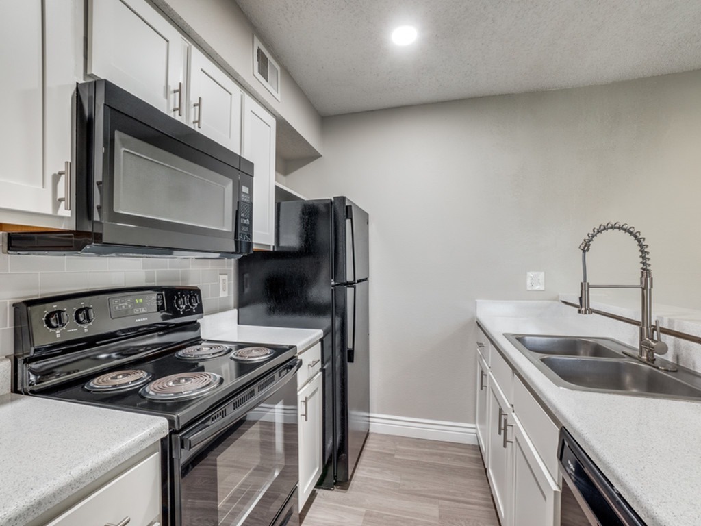 18949-marsh-ln-dallas-tx-75287-MLS-13