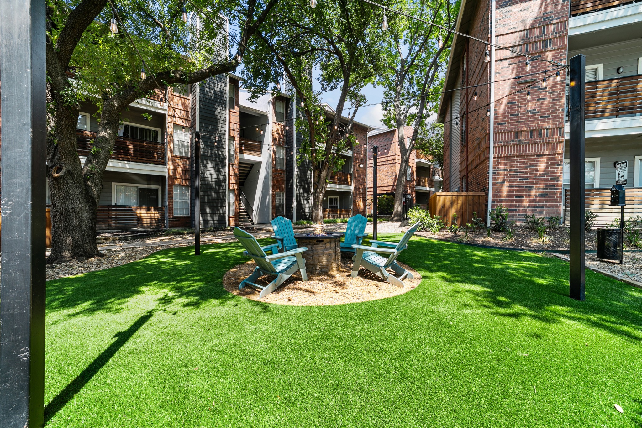 Silver Creek Apartments, 18949 Marsh Ln, Dallas, TX RentCafe