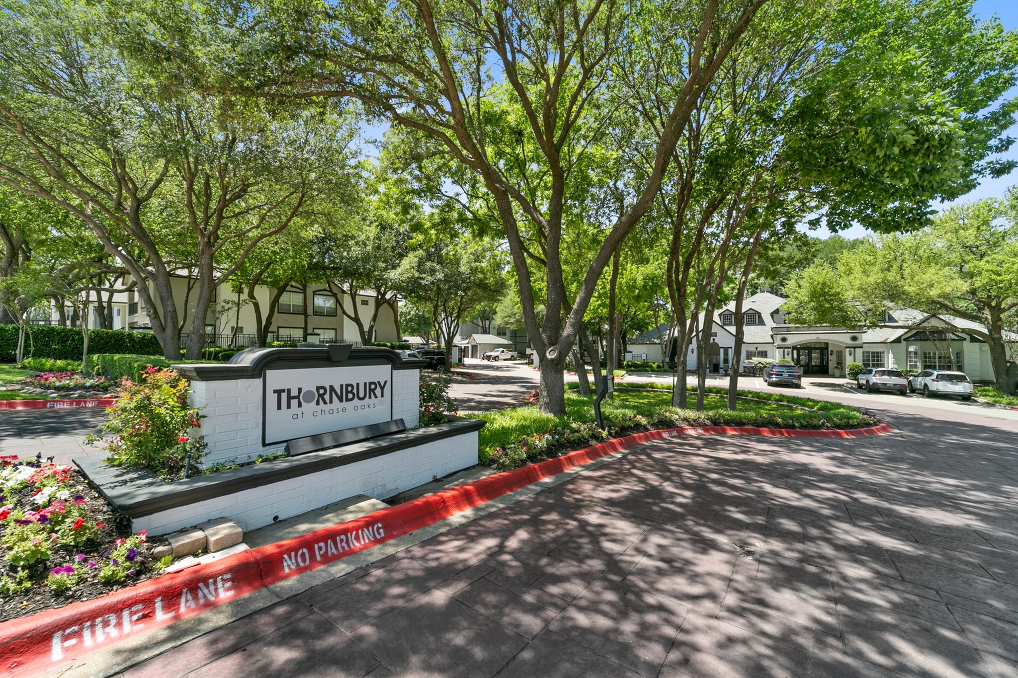 View Photos Thornbury at Chase Oaks