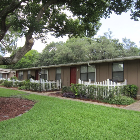 Rosewood Apartments In Tampa, FL