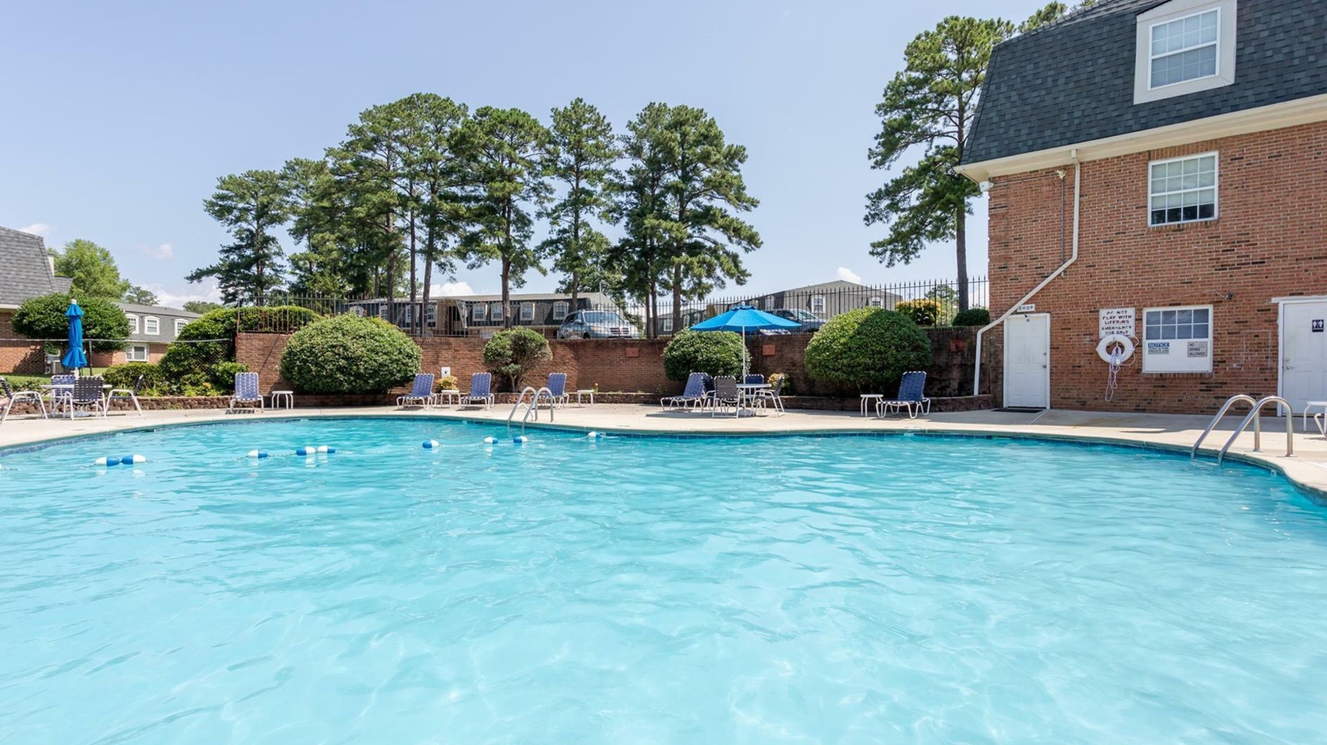 Resfay_Pool