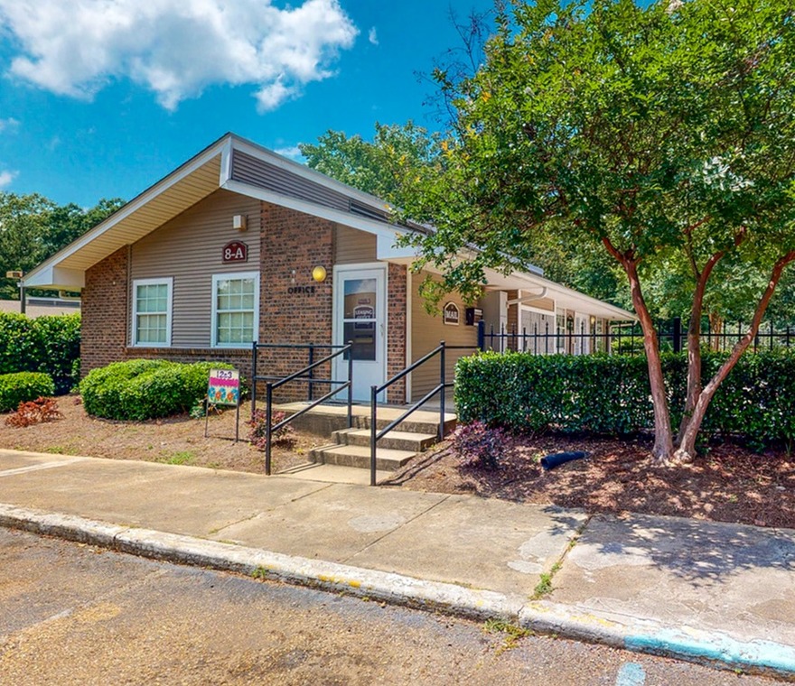 Southbrook Gardens Apartments In Jackson, MS