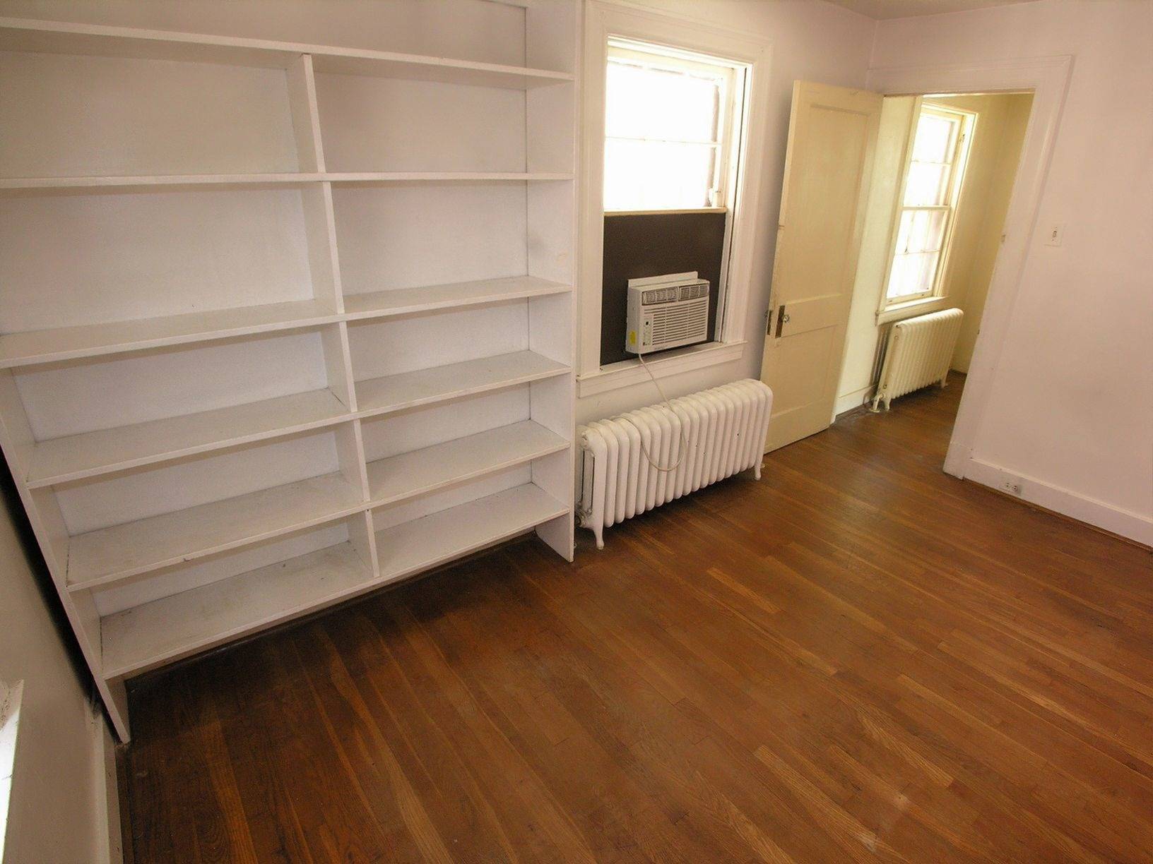 Bushnel 3 Bed Apartment The Schenley Arms